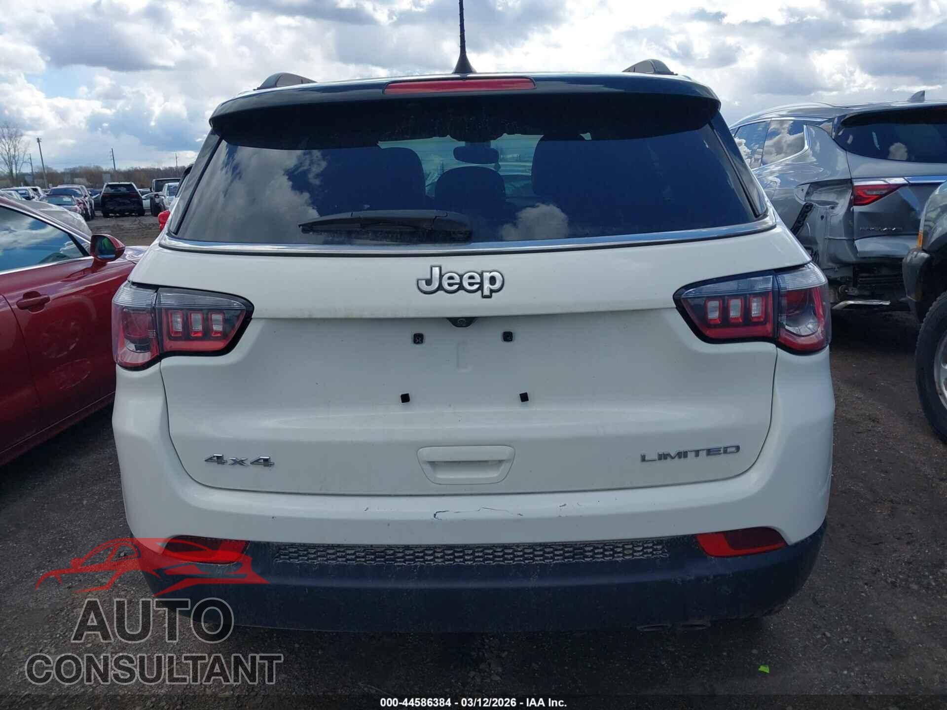 JEEP COMPASS 2018 - 3C4NJDCB8JT355106