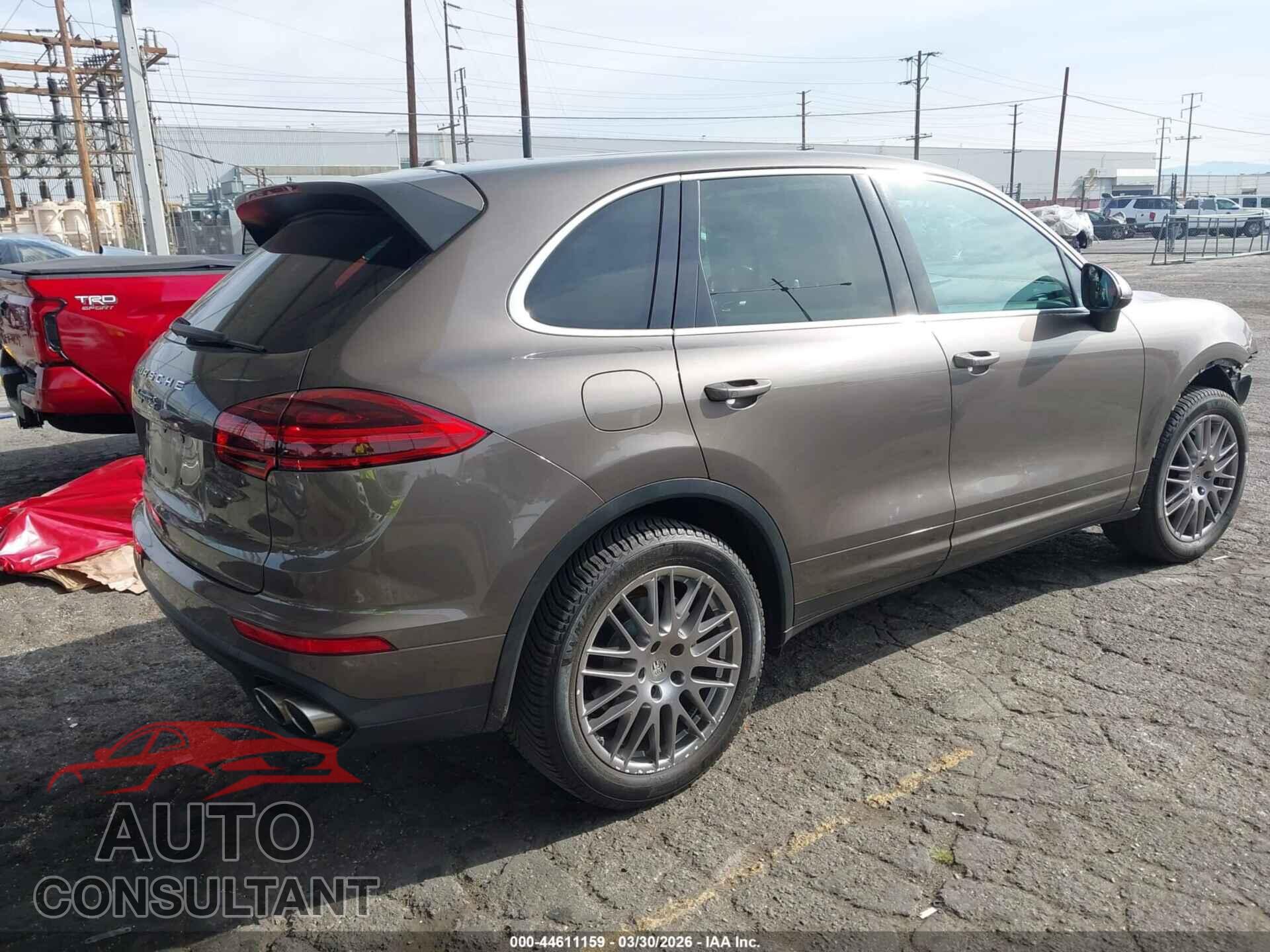PORSCHE CAYENNE 2016 - WP1AB2A27GLA93021