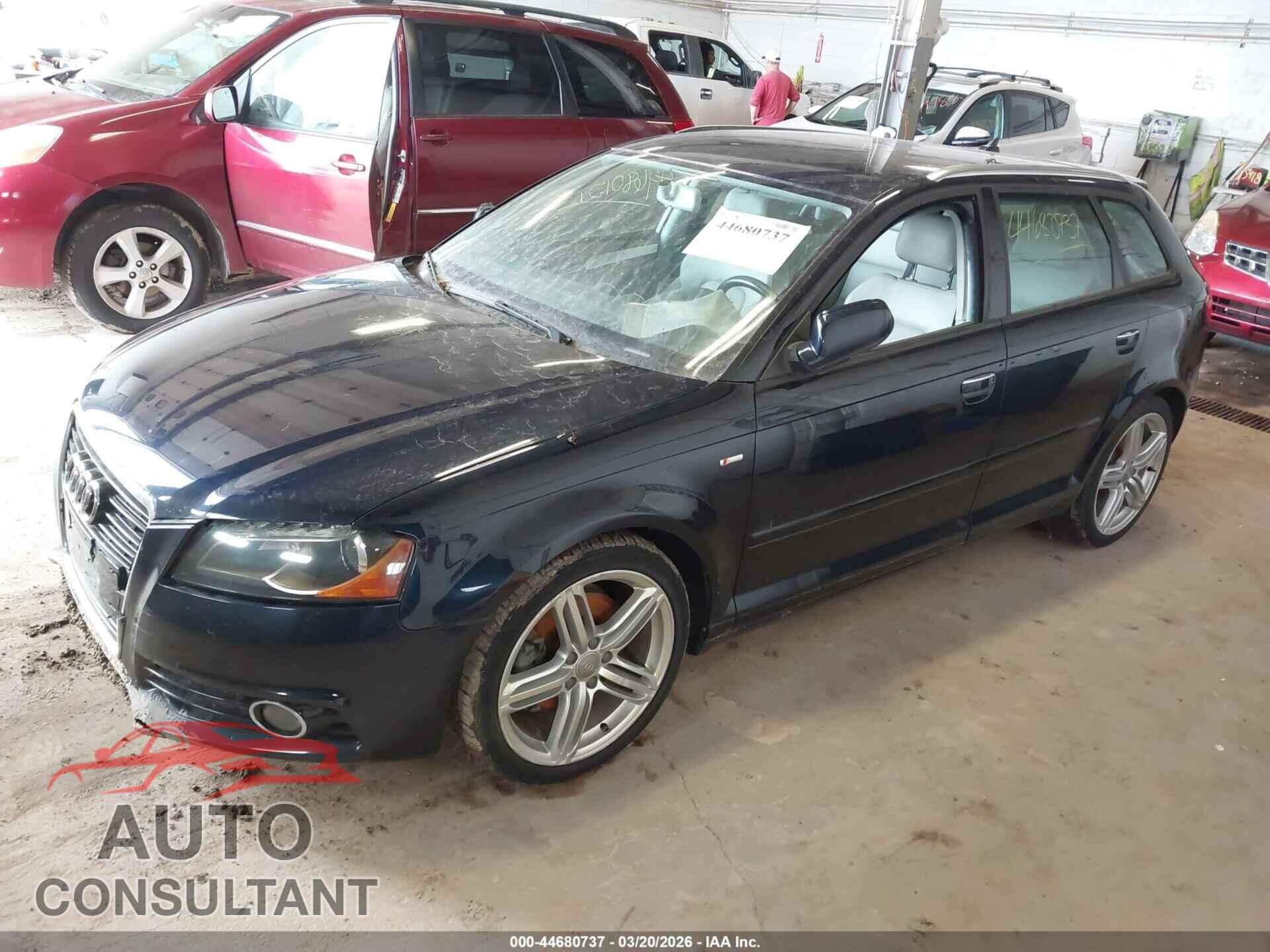 AUDI A3 2012 - WAUMFAFM6CA025691