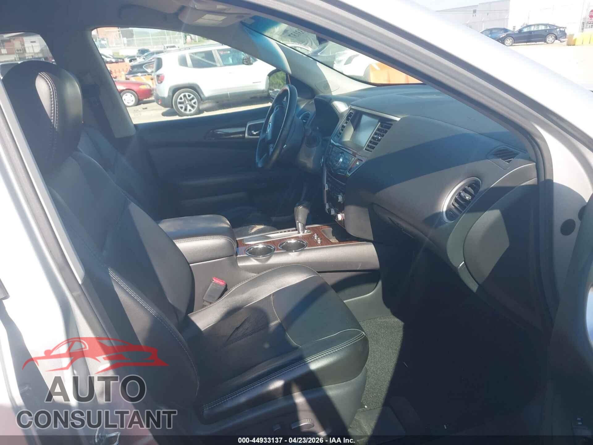 NISSAN PATHFINDER 2014 - 5N1AR2MN2EC659260