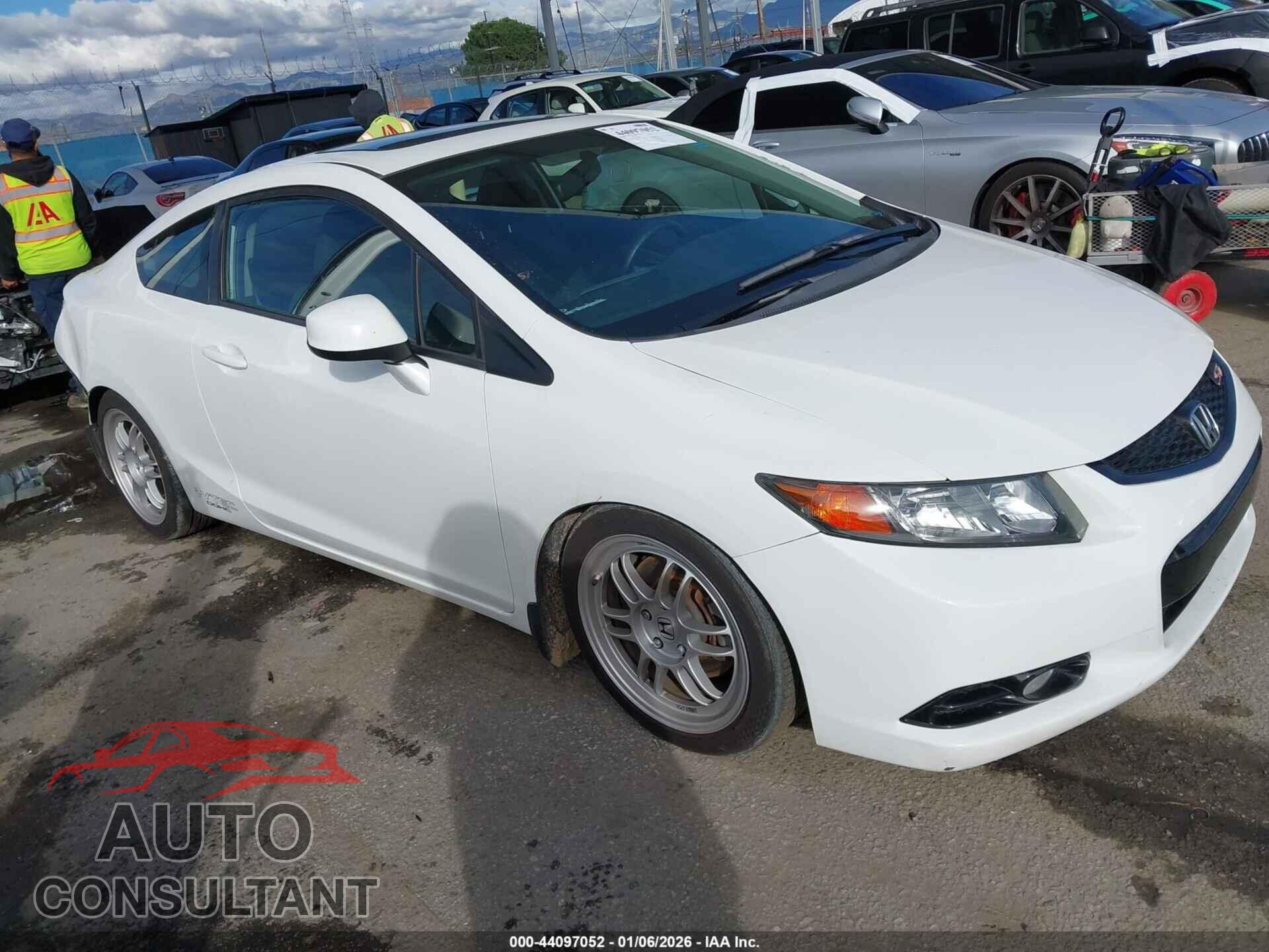 HONDA CIVIC 2012 - 2HGFG4A57CH705077