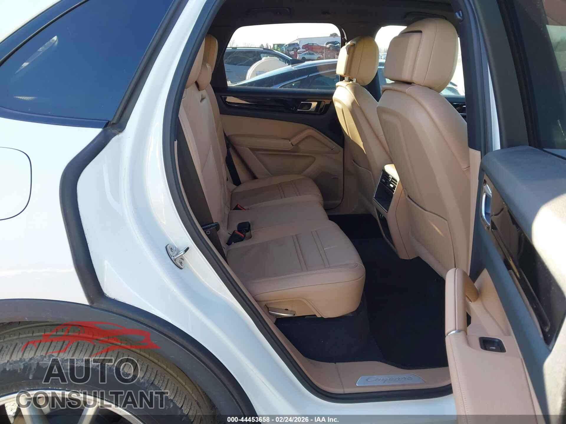 PORSCHE CAYENNE 2019 - WP1AA2AY4KDA01602
