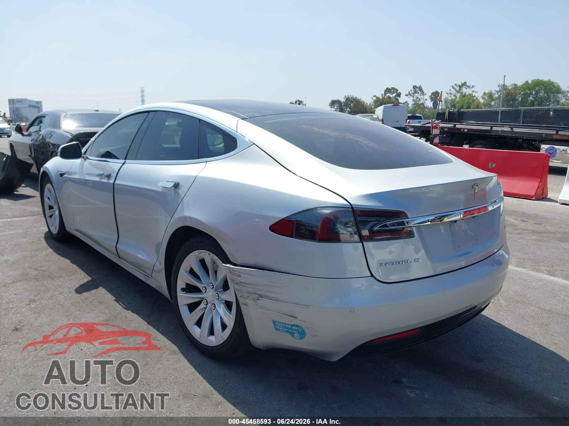 TESLA MODEL S 2017 - 5YJSA1E11HF199571