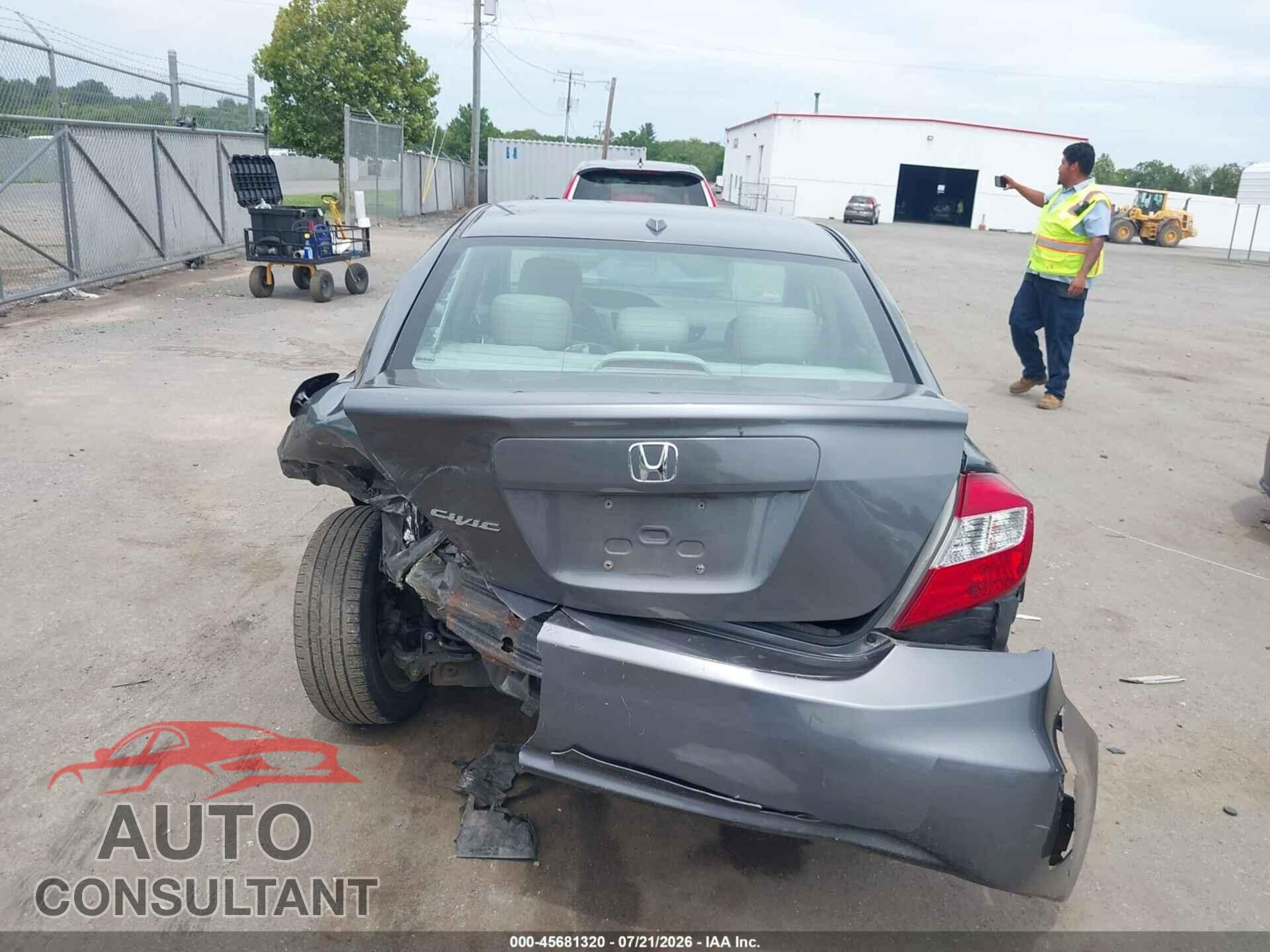 HONDA CIVIC 2012 - 19XFB2F9XCE328320