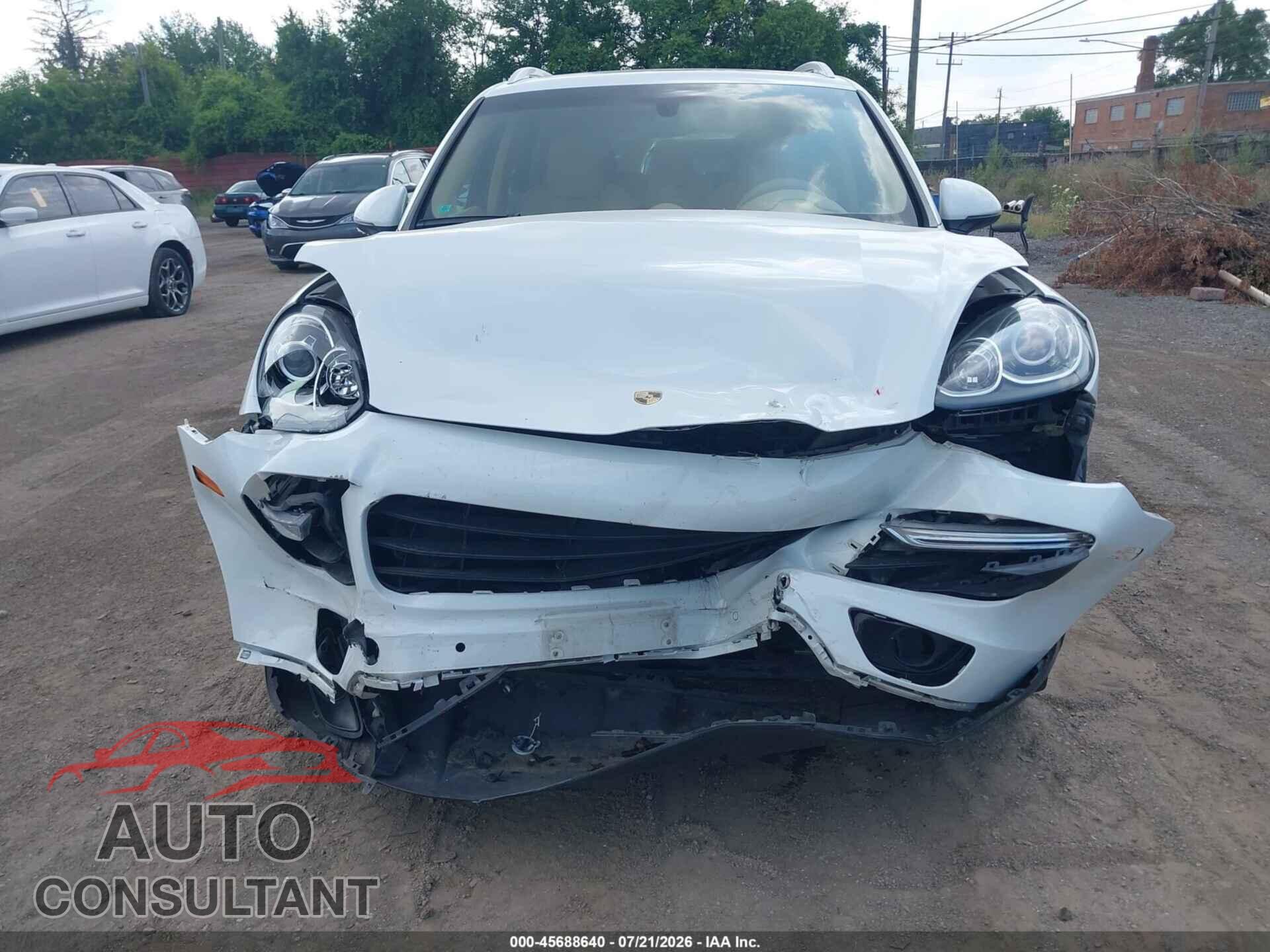 PORSCHE CAYENNE 2016 - WP1AA2A22GKA37013