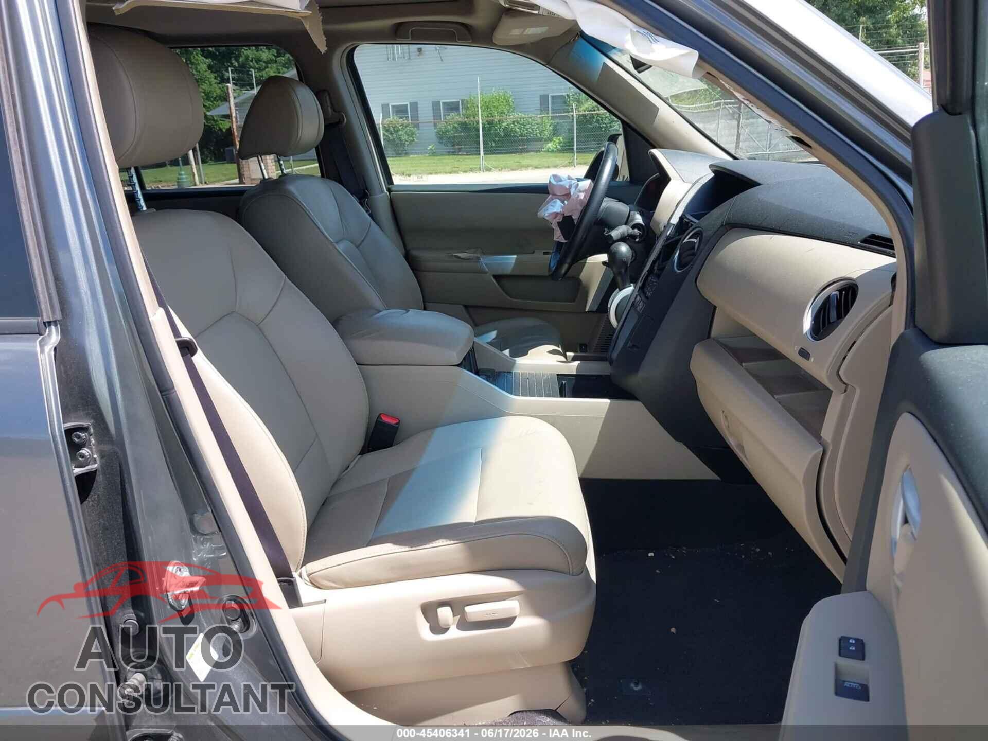 HONDA PILOT 2009 - 5FNYF48559B039982