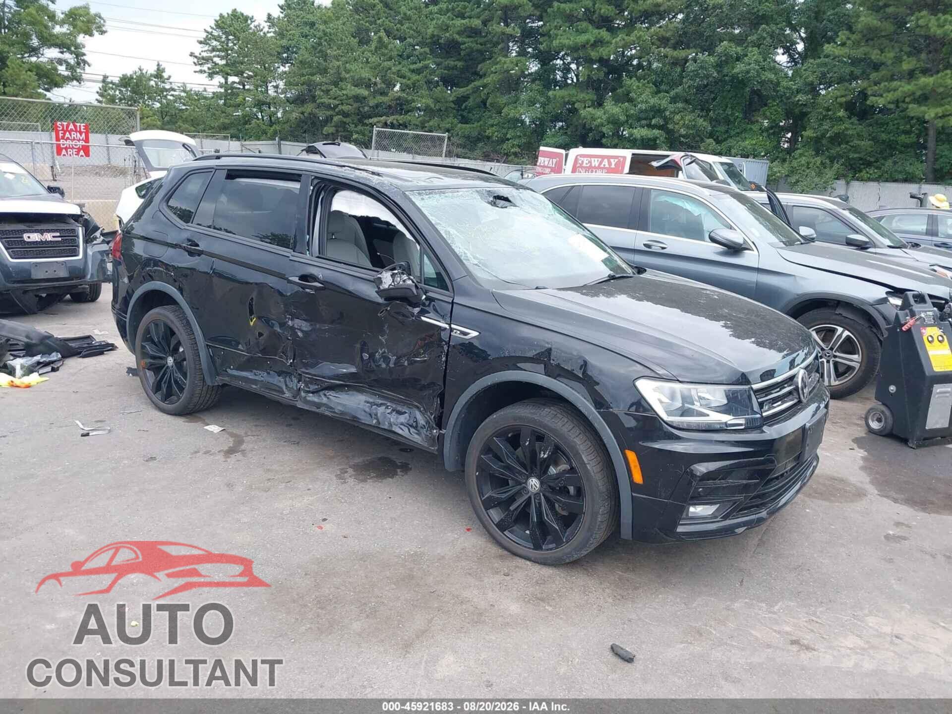VOLKSWAGEN TIGUAN 2021 - 3VV2B7AX6MM093473