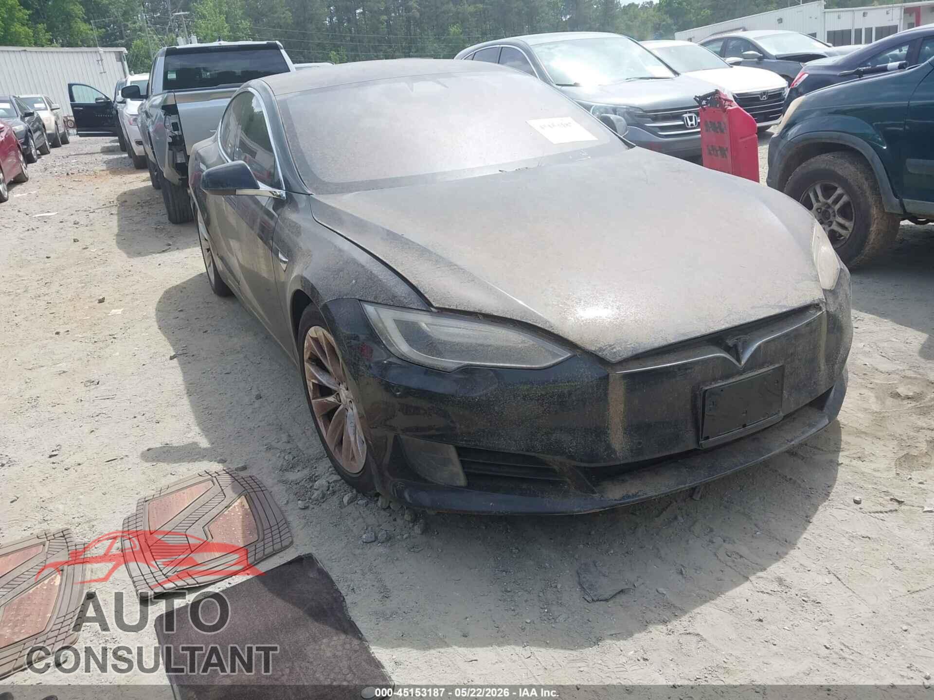 TESLA MODEL S 2017 - 5YJSA1E19HF202443