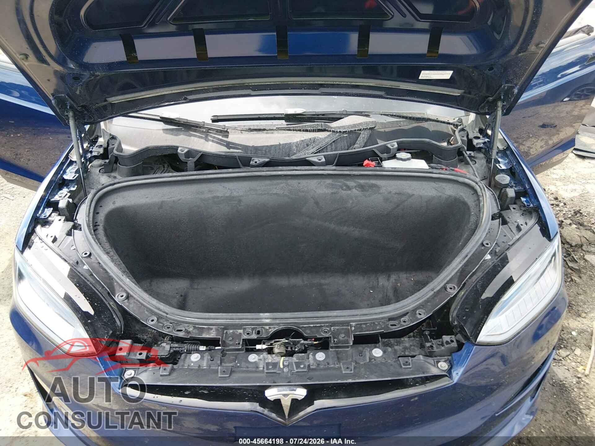 TESLA MODEL X 2024 - 7SAXCDE59RF442178