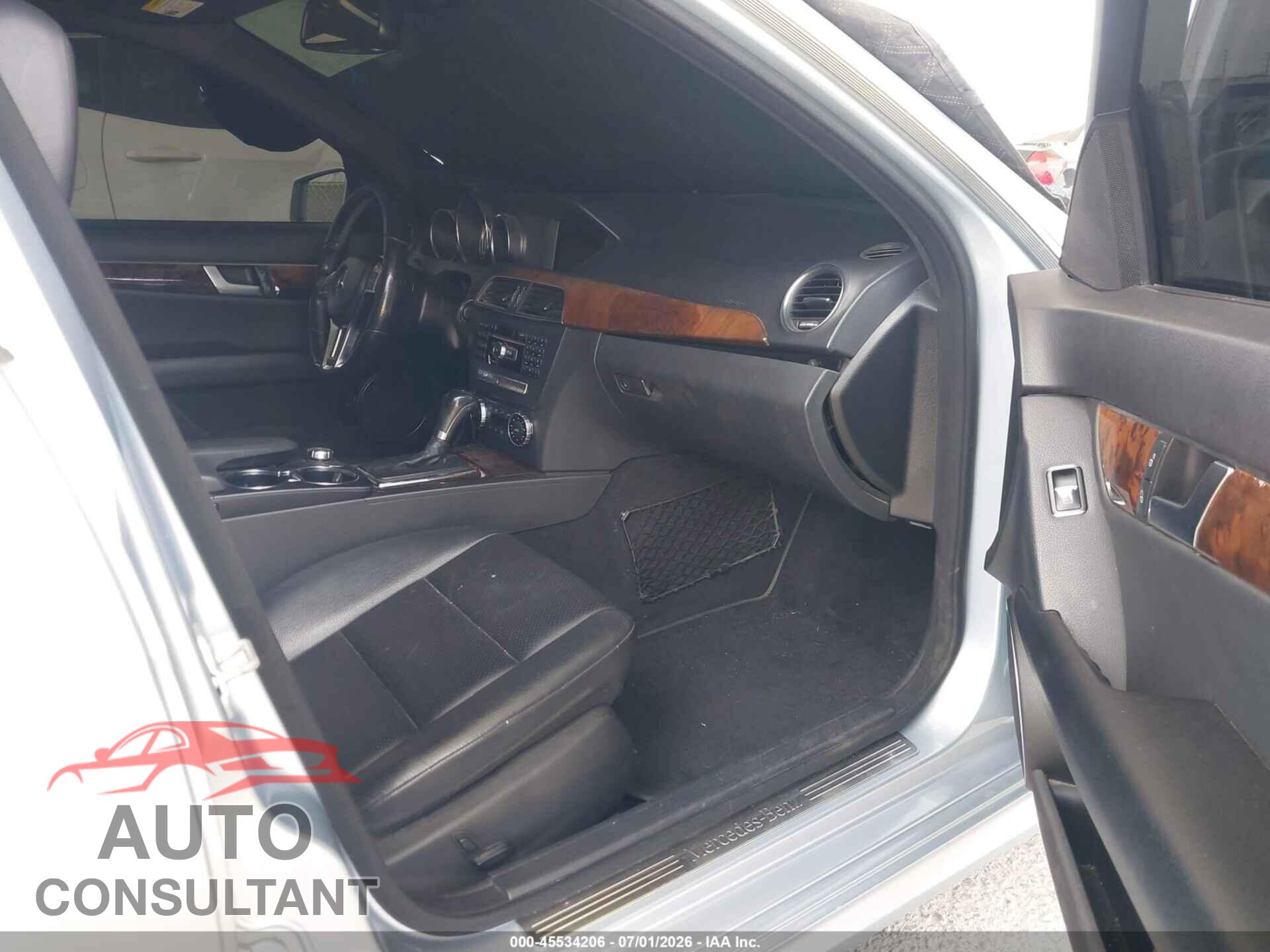 MERCEDES-BENZ C 250 2014 - WDDGF4HBXEA963473