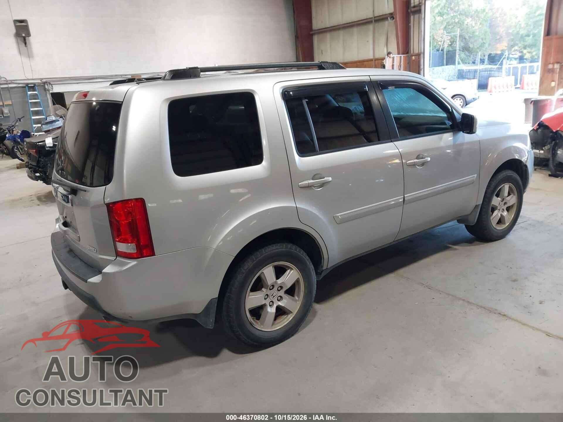 HONDA PILOT 2011 - 5FNYF4H51BB054341