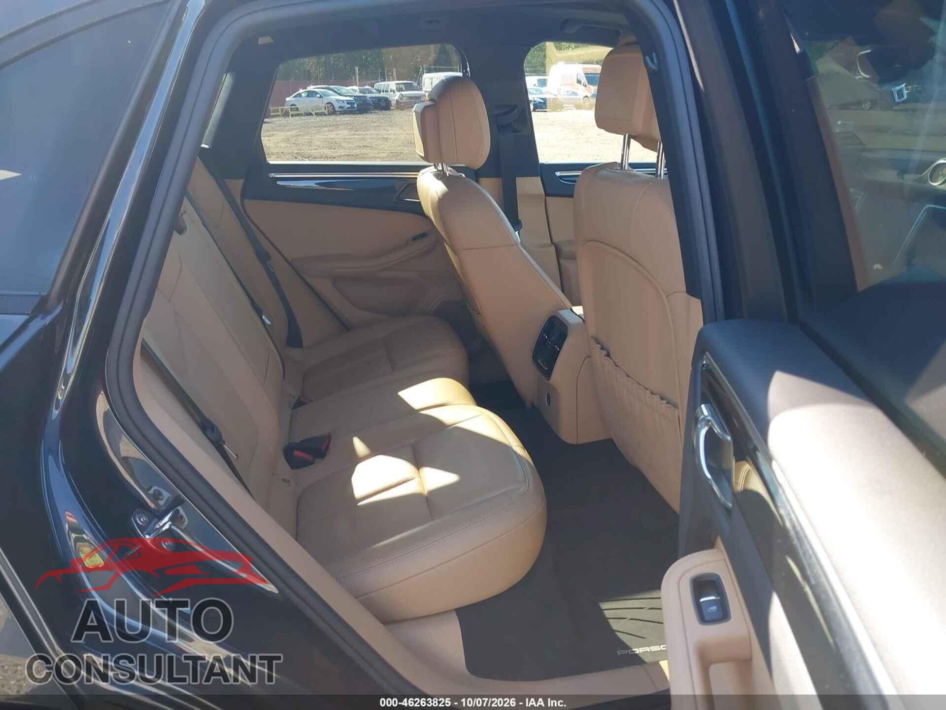 PORSCHE MACAN 2018 - WP1AA2A56JLB21072
