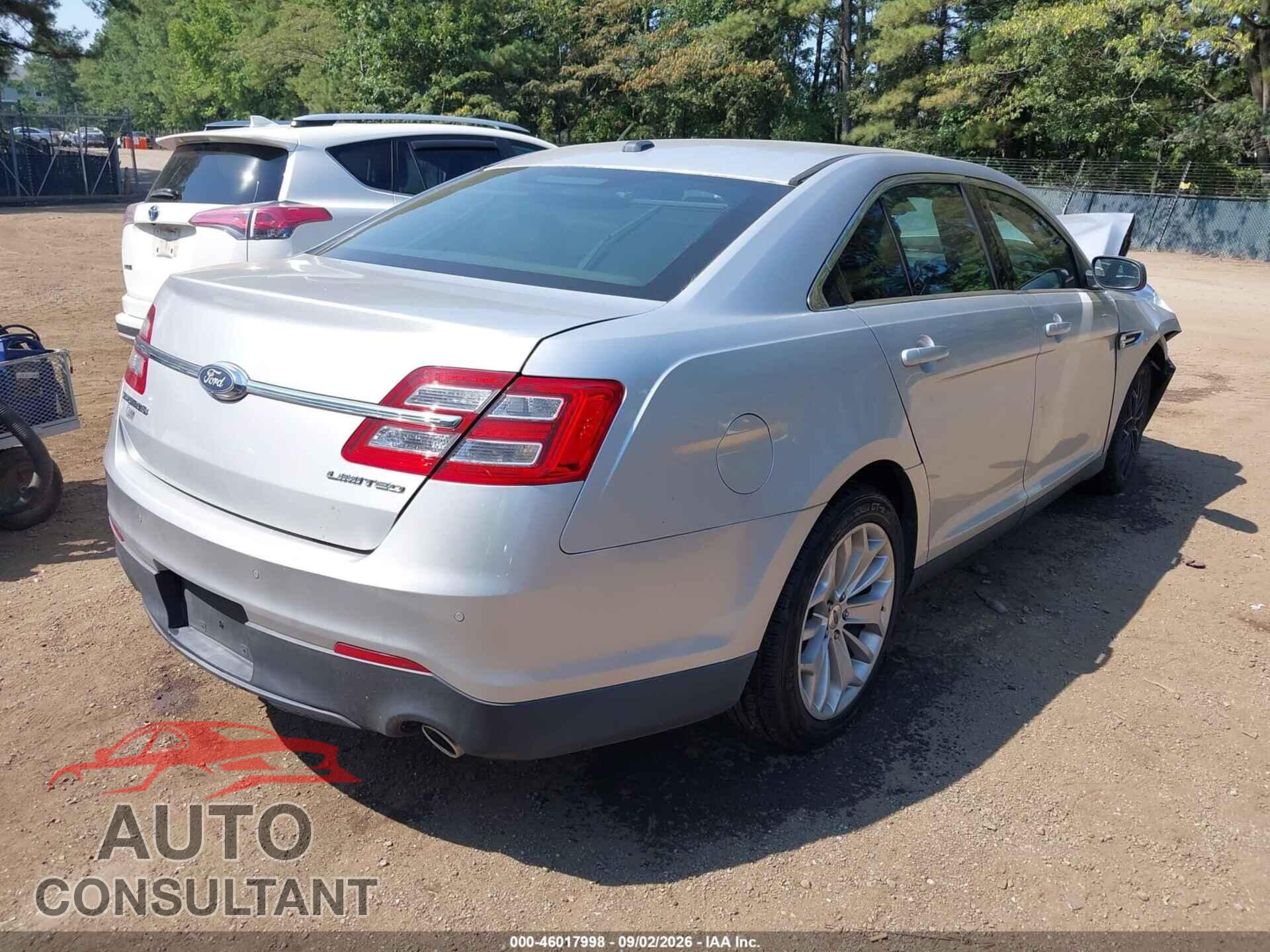 FORD TAURUS 2017 - 1FAHP2F84HG111716