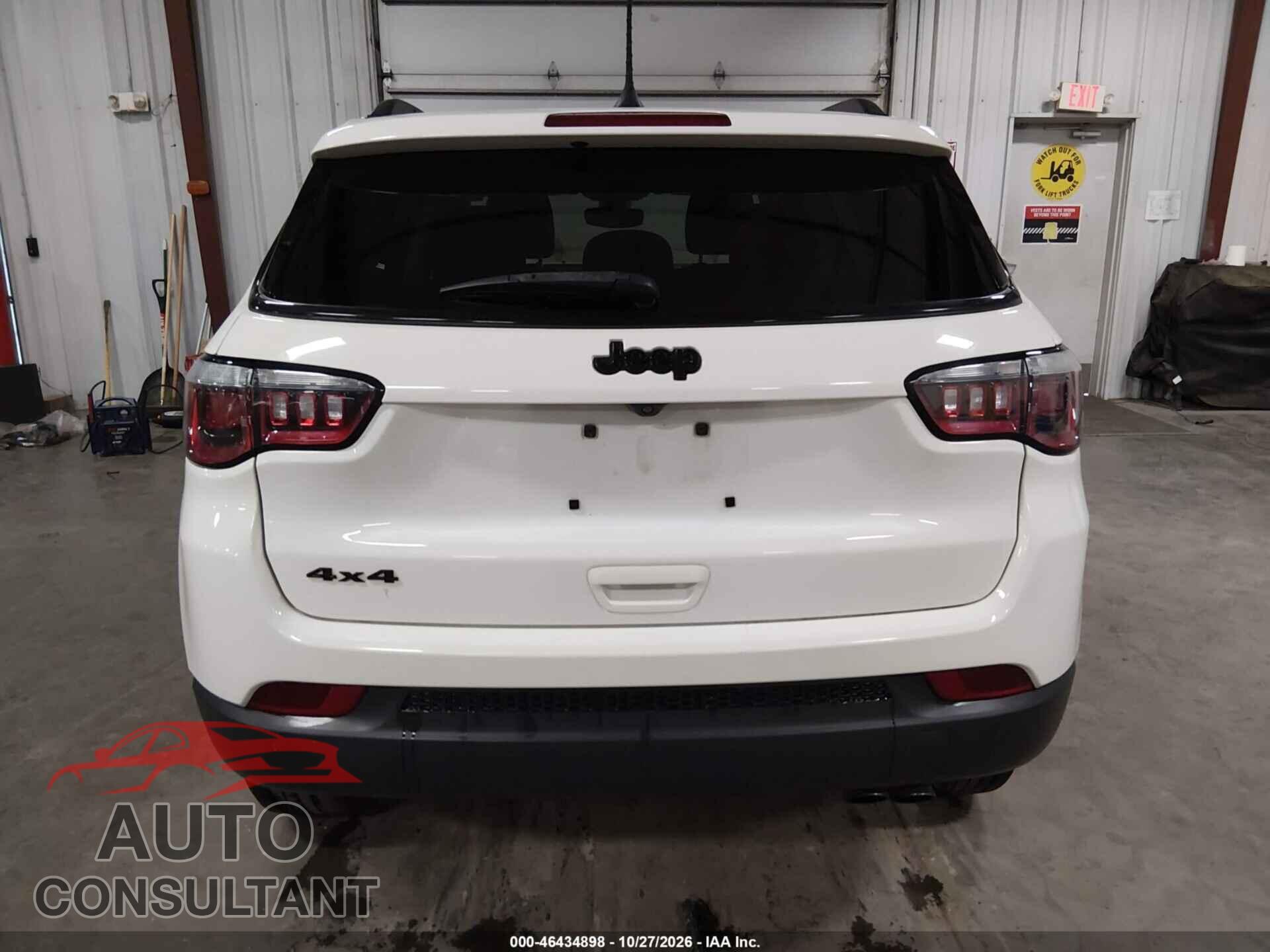 JEEP COMPASS 2019 - 3C4NJDAB3KT849183