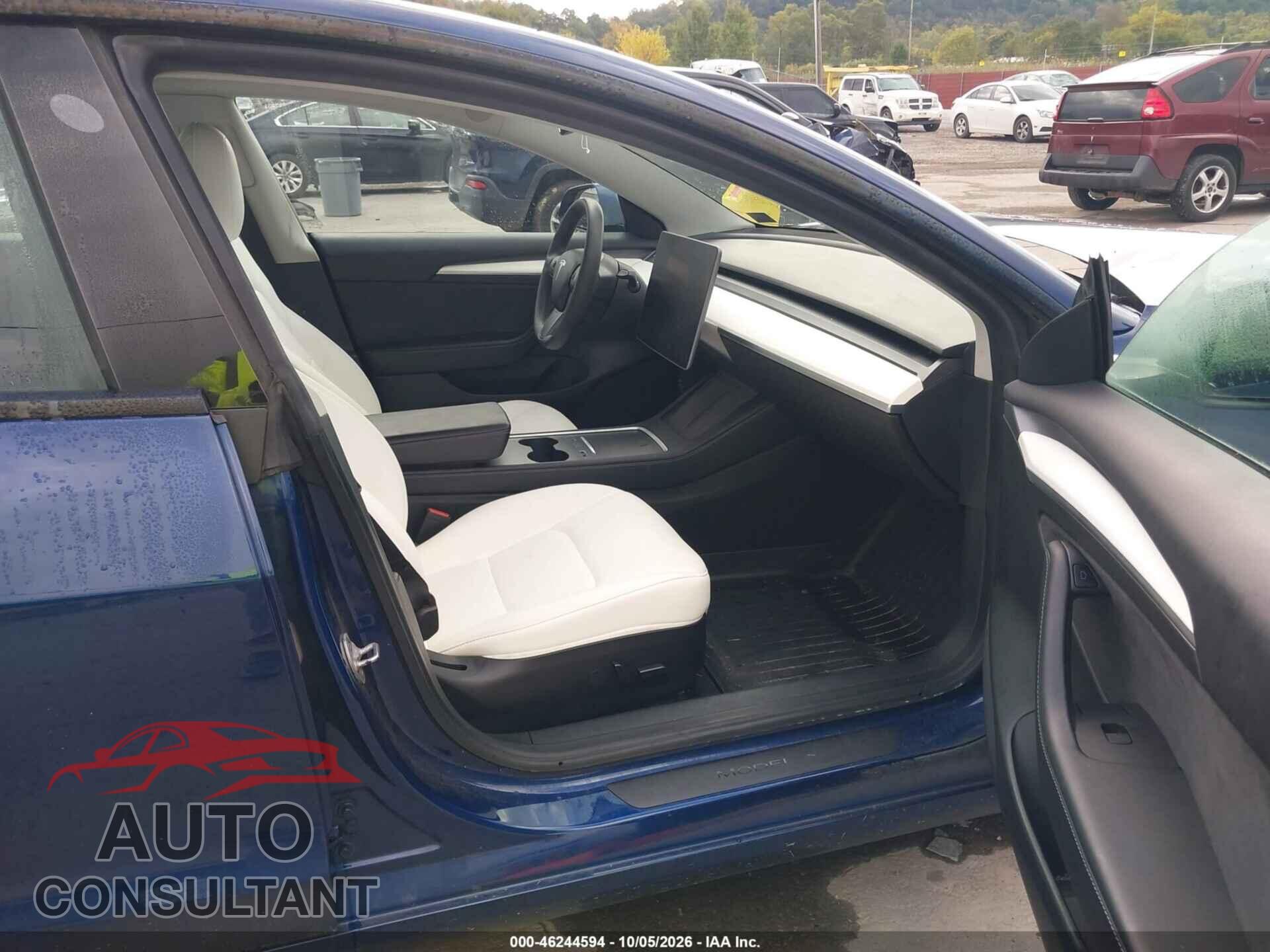TESLA MODEL 3 2022 - 5YJ3E1EB2NF102097