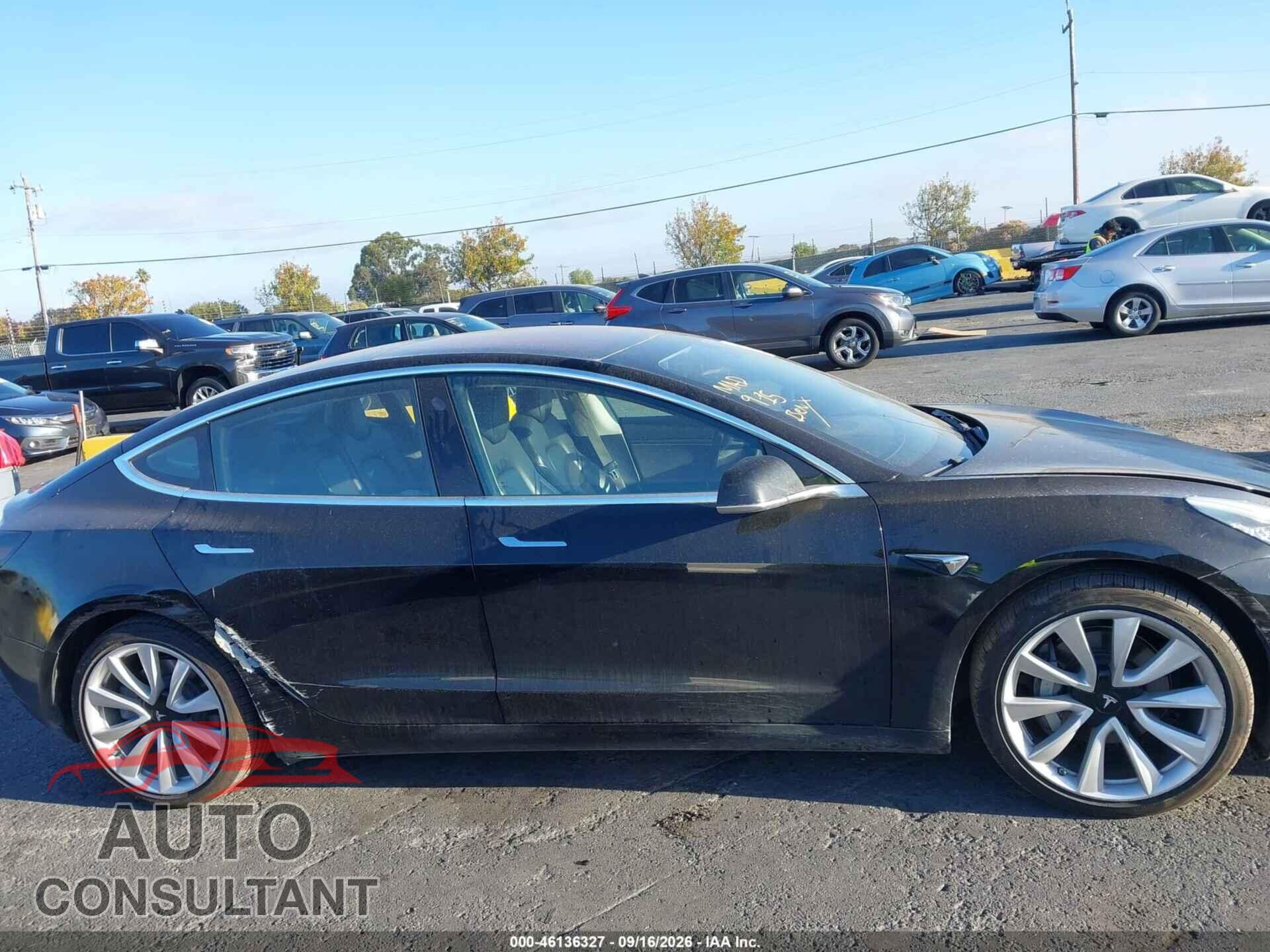 TESLA MODEL 3 2018 - 5YJ3E1EA5JF037036