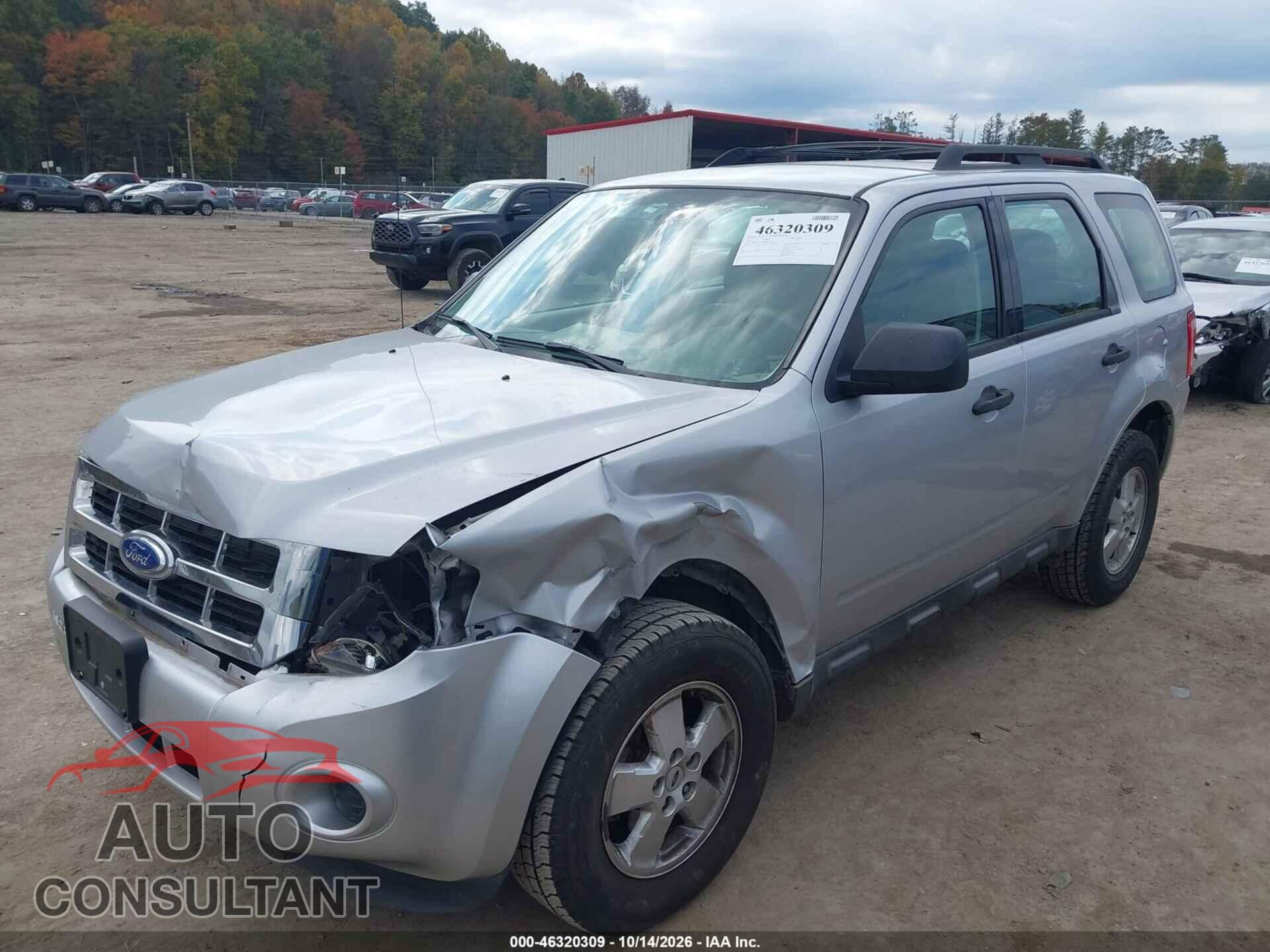 FORD ESCAPE 2011 - 1FMCU0C77BKC40692