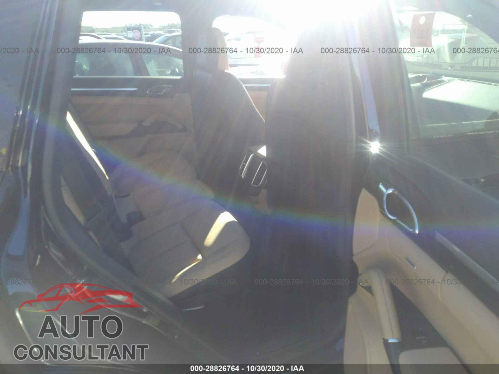 PORSCHE CAYENNE 2016 - WP1AA2A23GKA38199