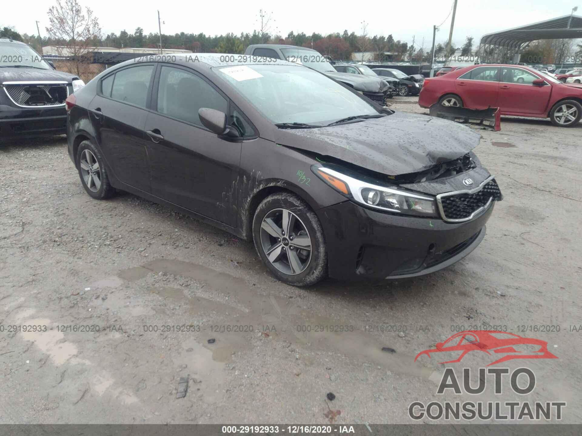 KIA FORTE 2018 - 3KPFL4A74JE216852