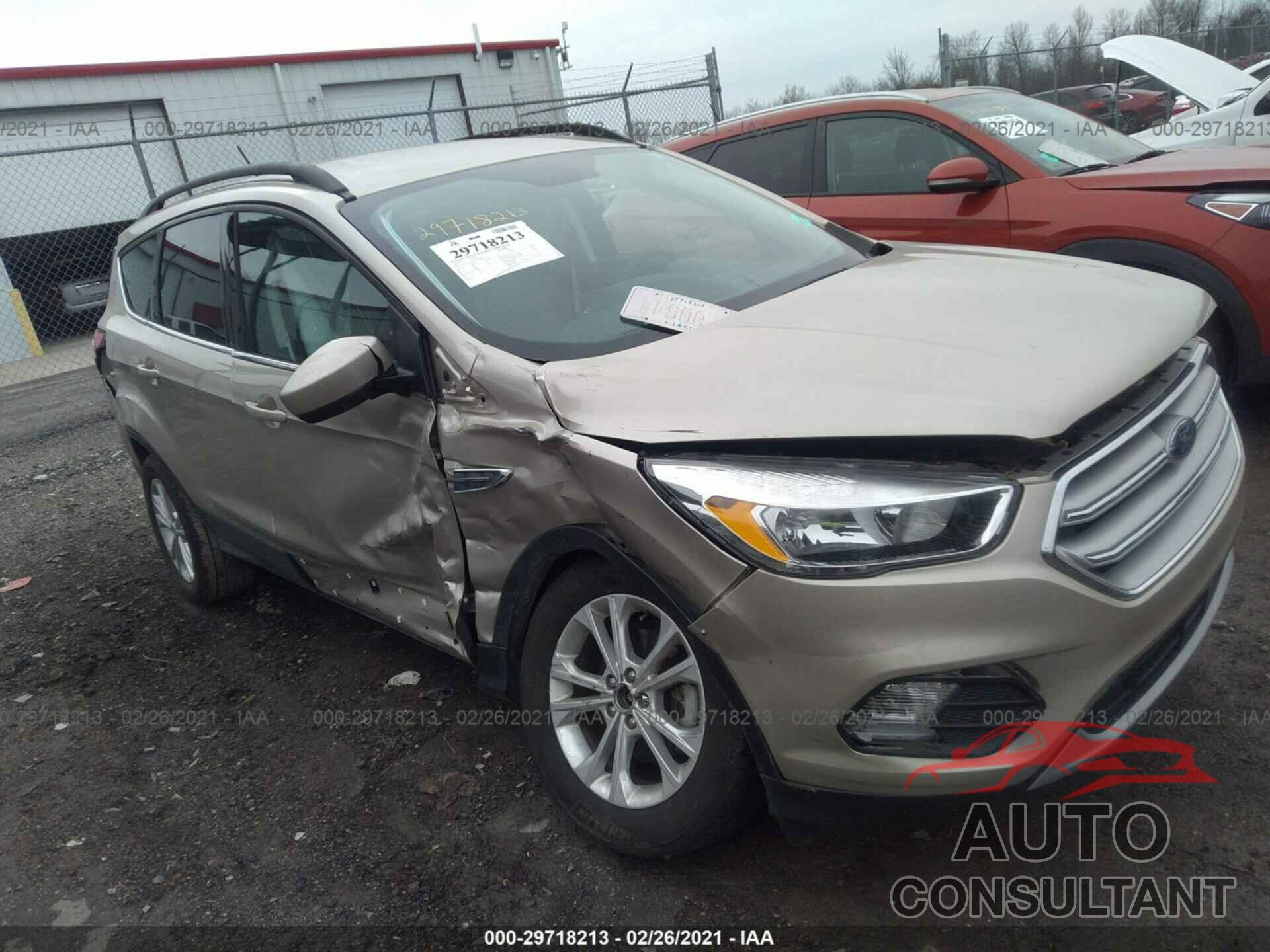 FORD ESCAPE 2018 - 1FMCU0GD9JUB39401