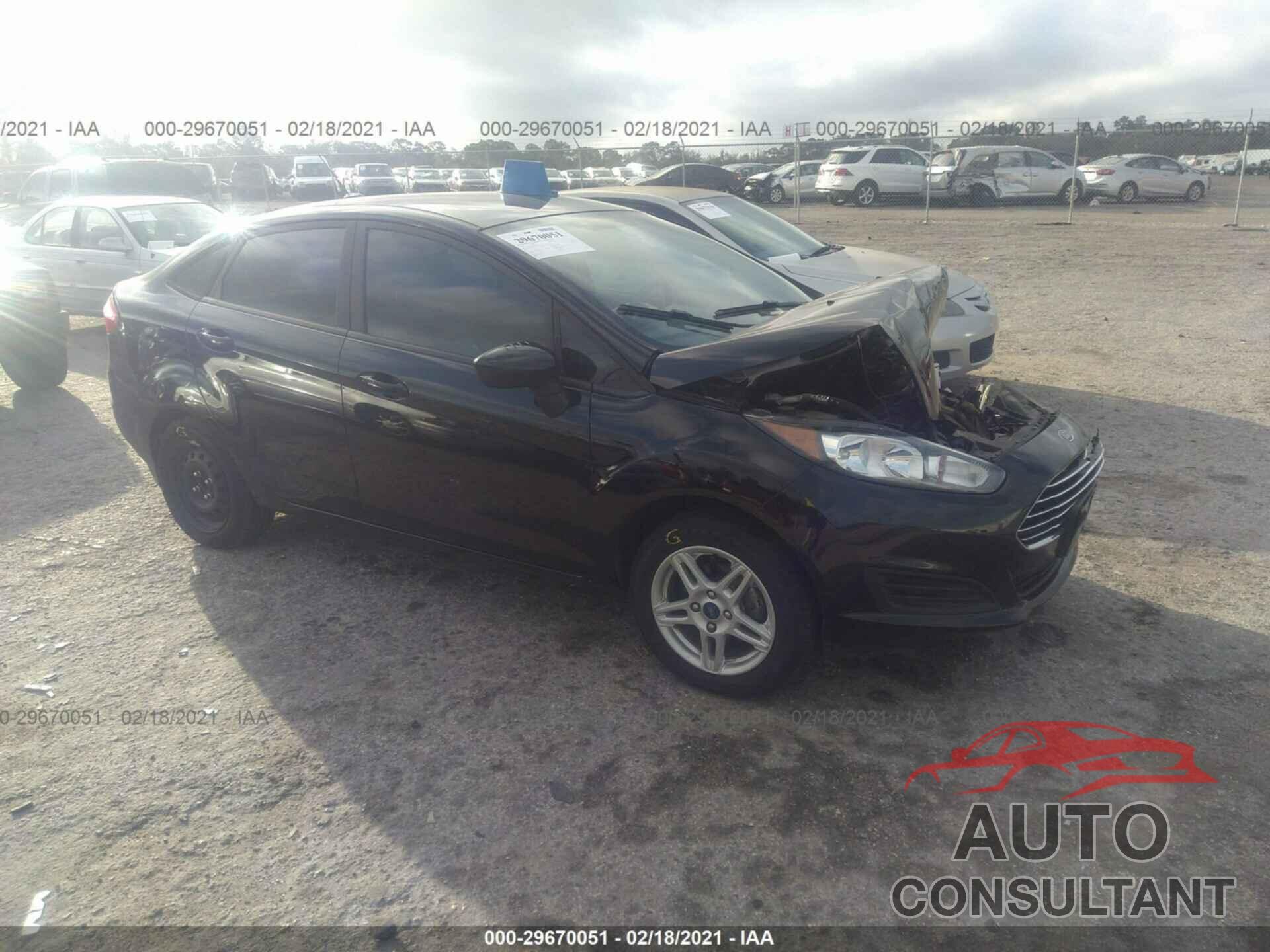 FORD FIESTA 2018 - 3FADP4BJ5JM145436