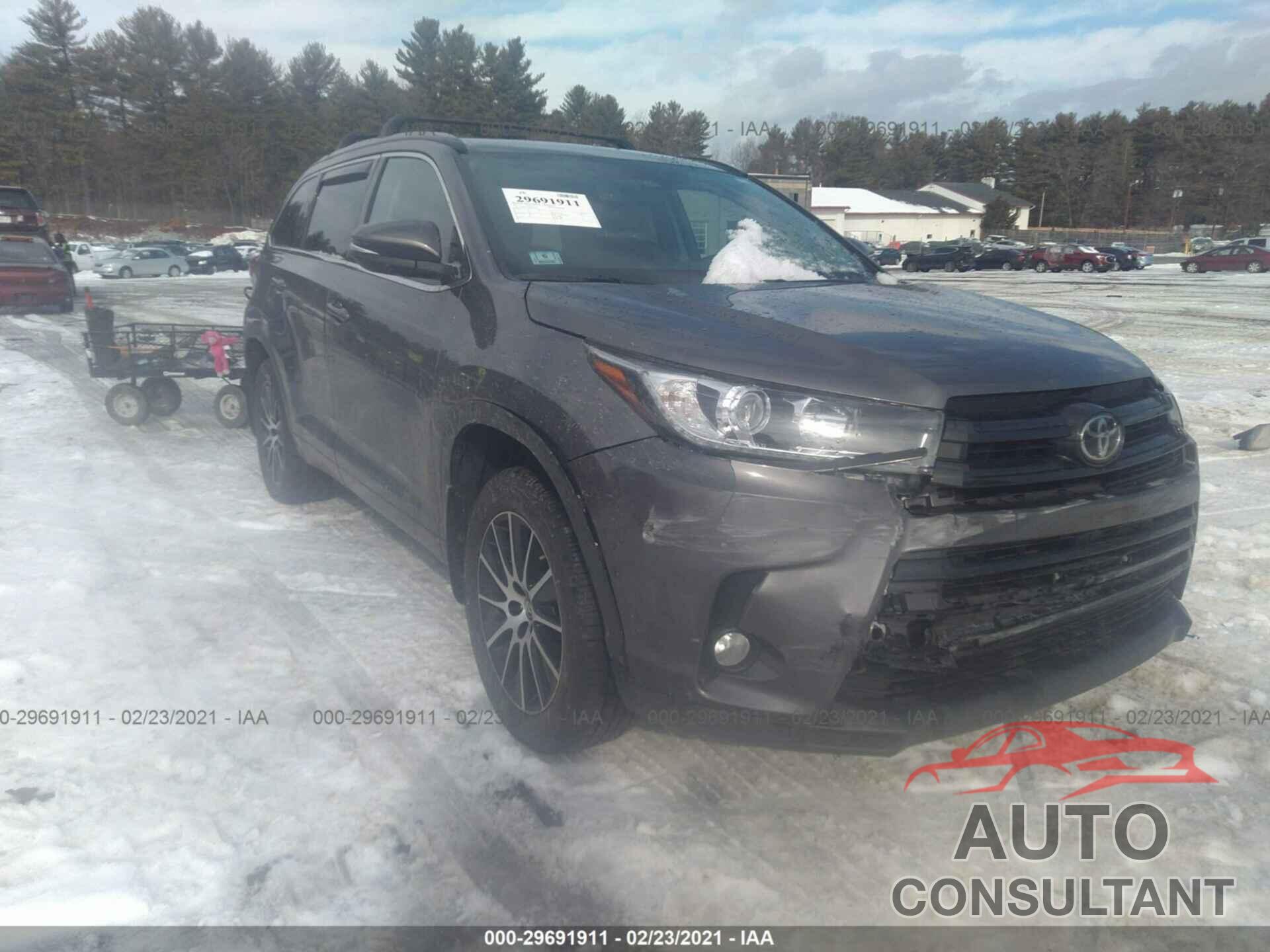 TOYOTA HIGHLANDER 2017 - 5TDJZRFH8HS382136