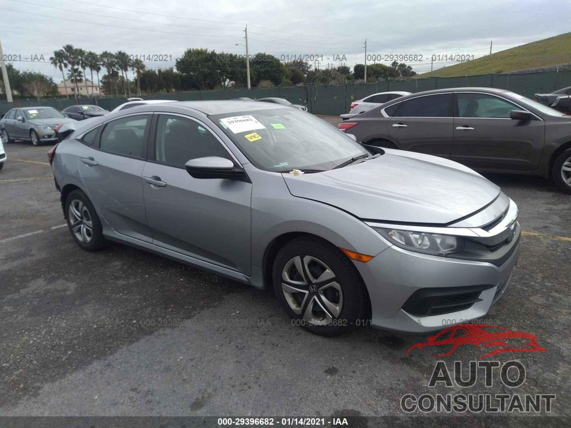 HONDA CIVIC SEDAN 2018 - 19XFC2F56JE003798