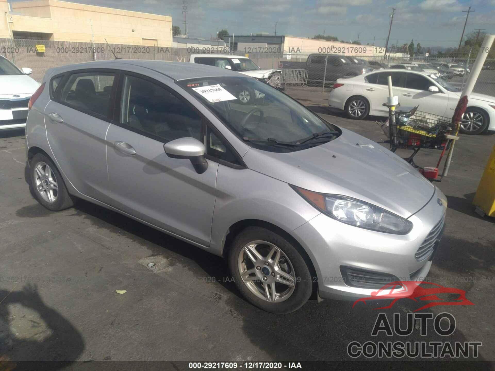 FORD FIESTA 2017 - 3FADP4EJ5HM146513