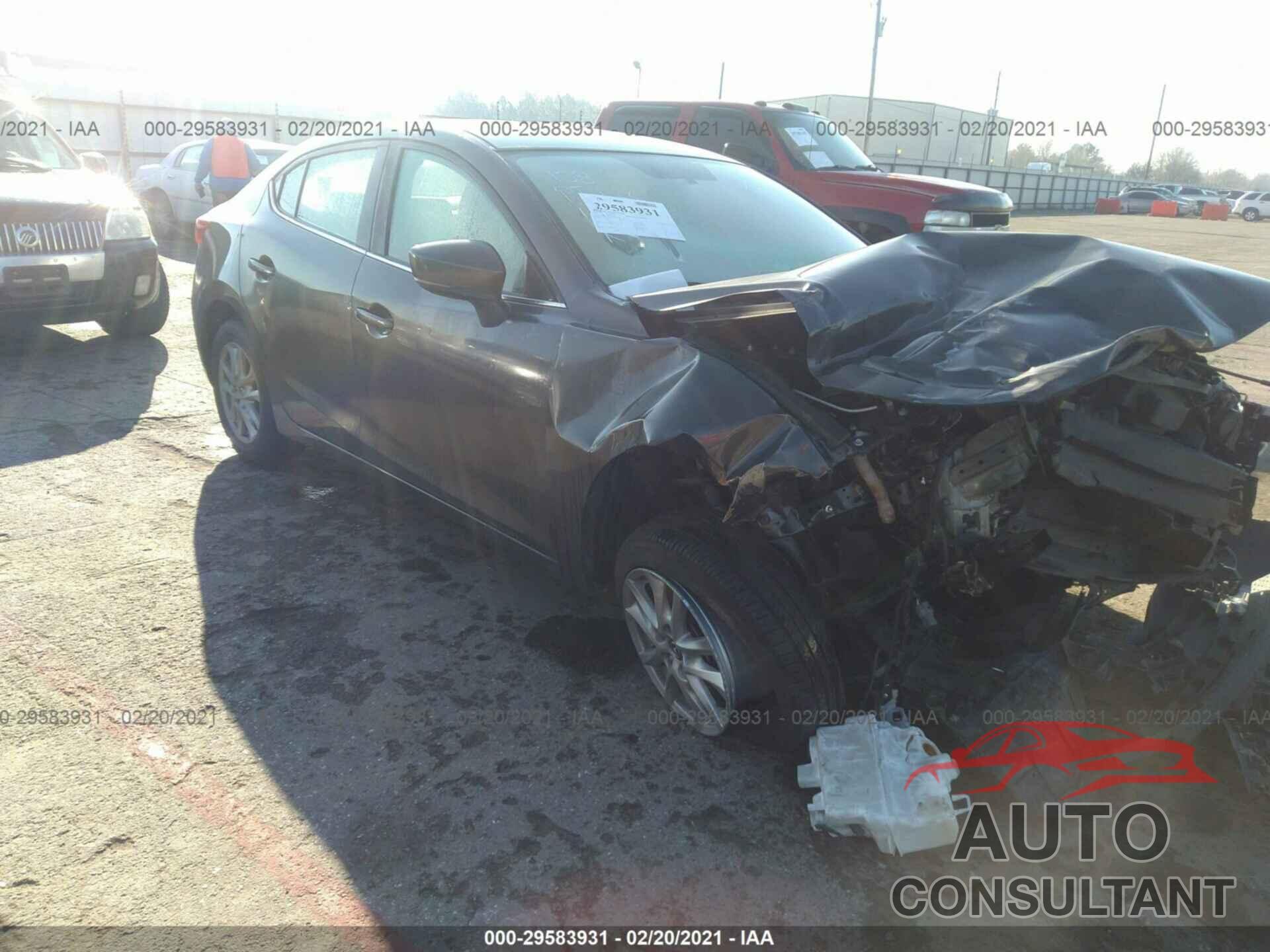 MAZDA MAZDA3 4-DOOR 2017 - 3MZBN1U72HM100355