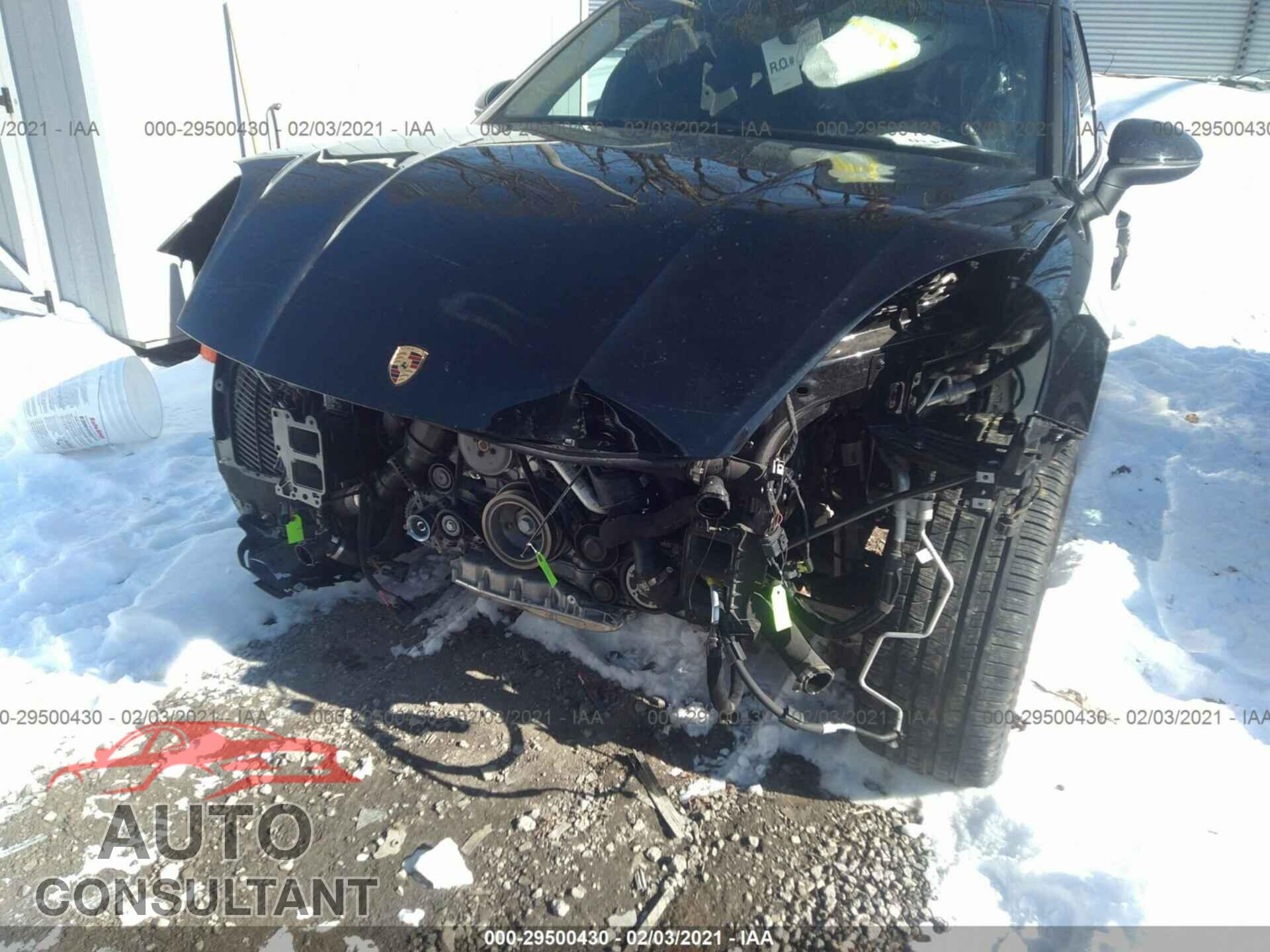 PORSCHE CAYENNE 2019 - WP1AB2AY9KDA62957