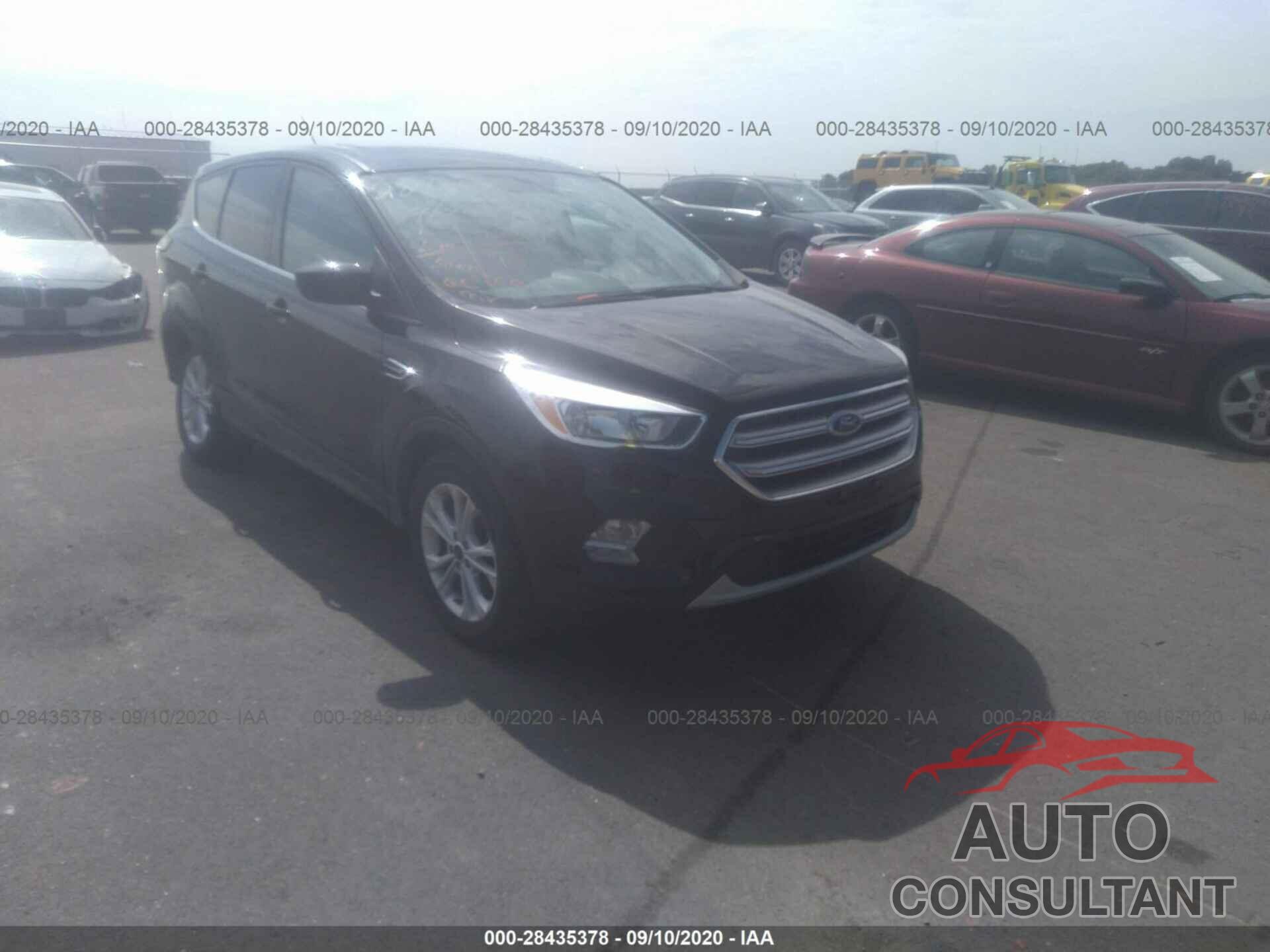FORD ESCAPE 2017 - 1FMCU9G94HUD29729