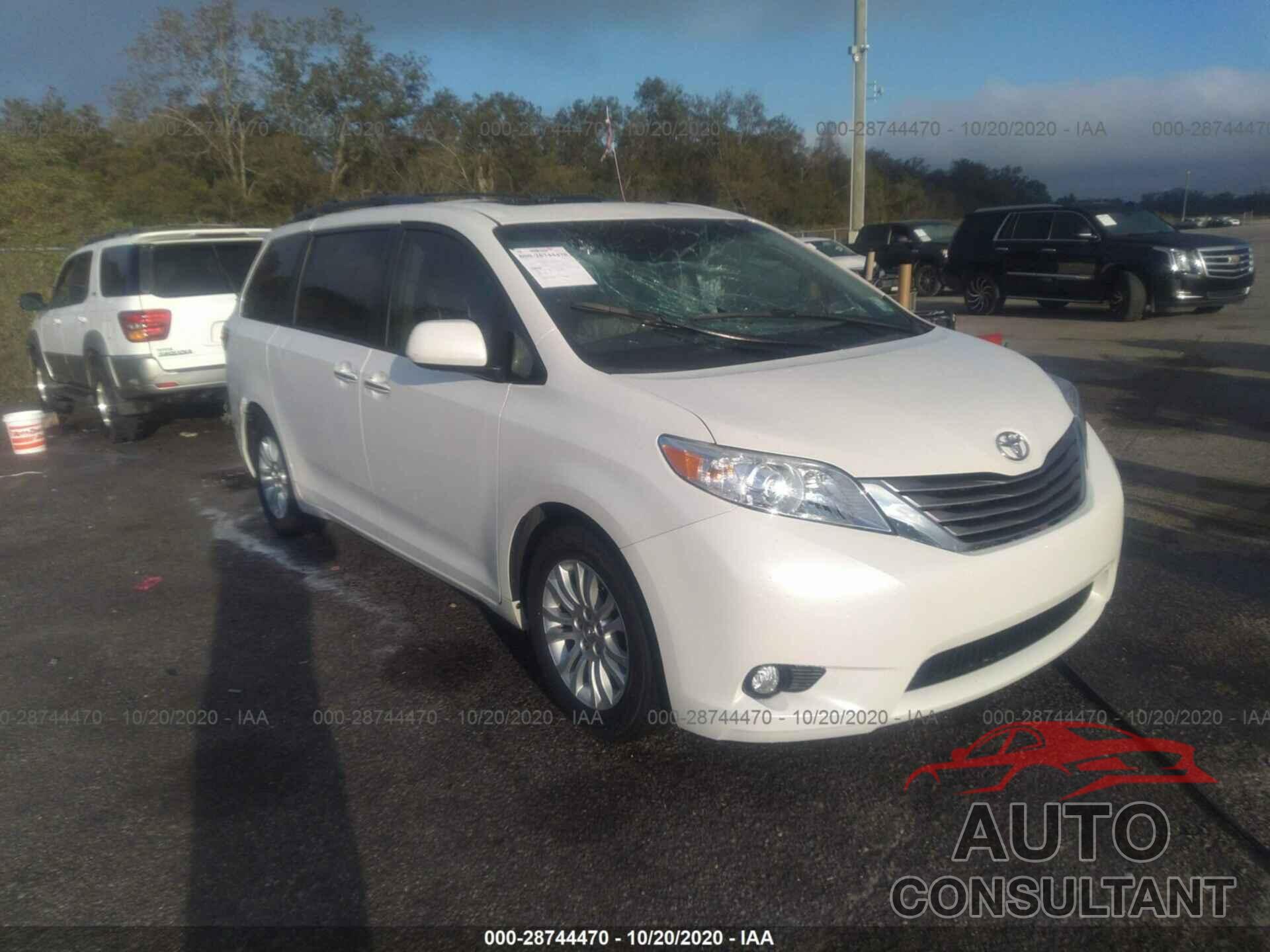 TOYOTA SIENNA 2016 - 5TDYK3DC8GS756900