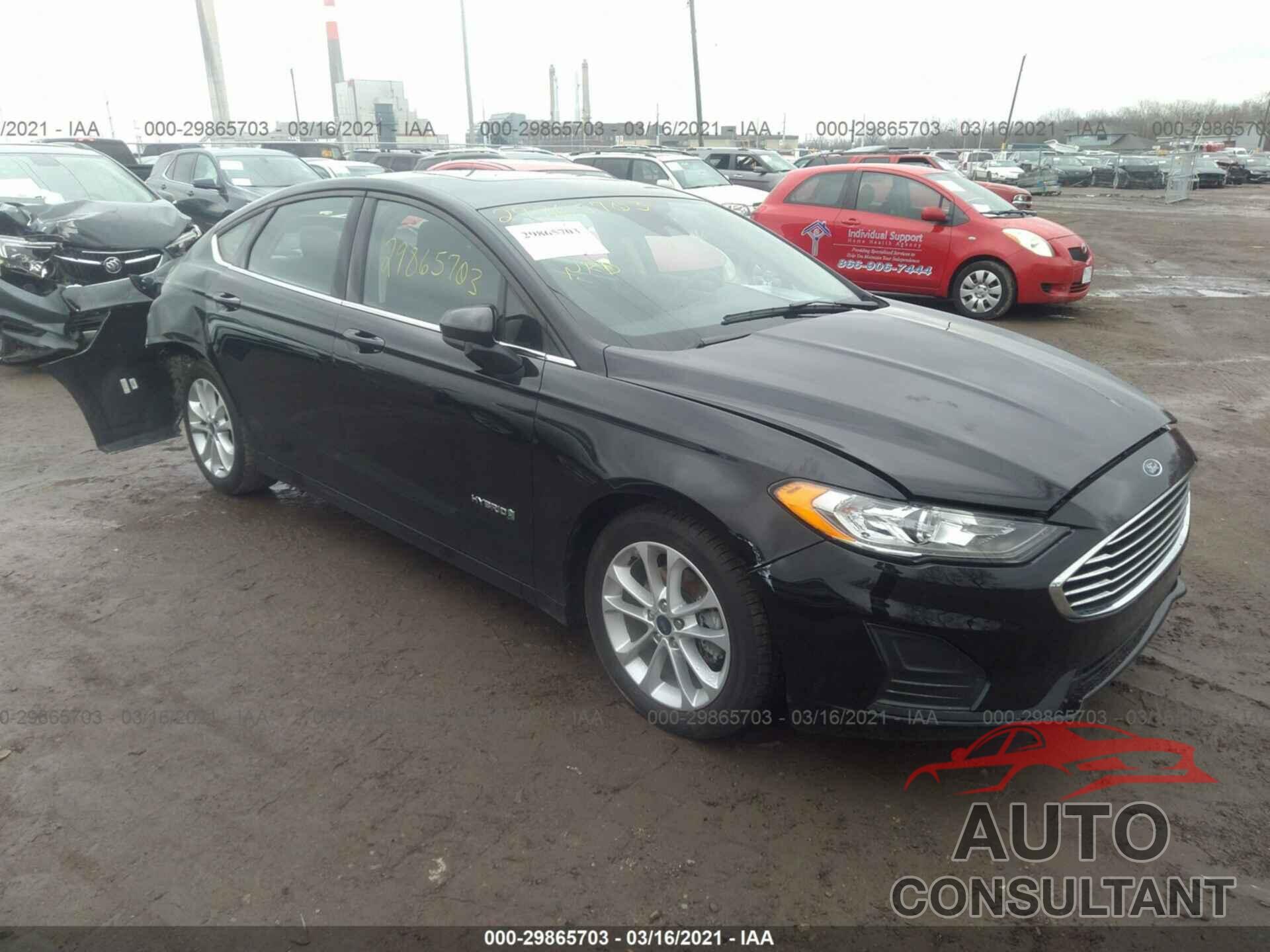 FORD FUSION HYBRID 2019 - 3FA6P0LU9KR196744