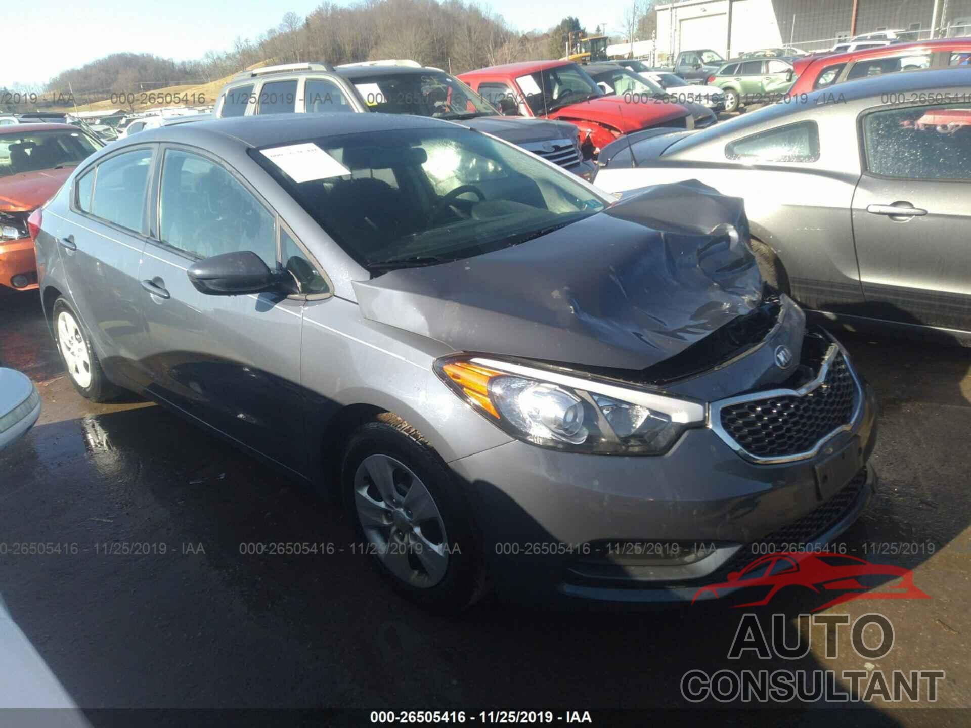 KIA Forte 2016 - KNAFK4A62G5567304