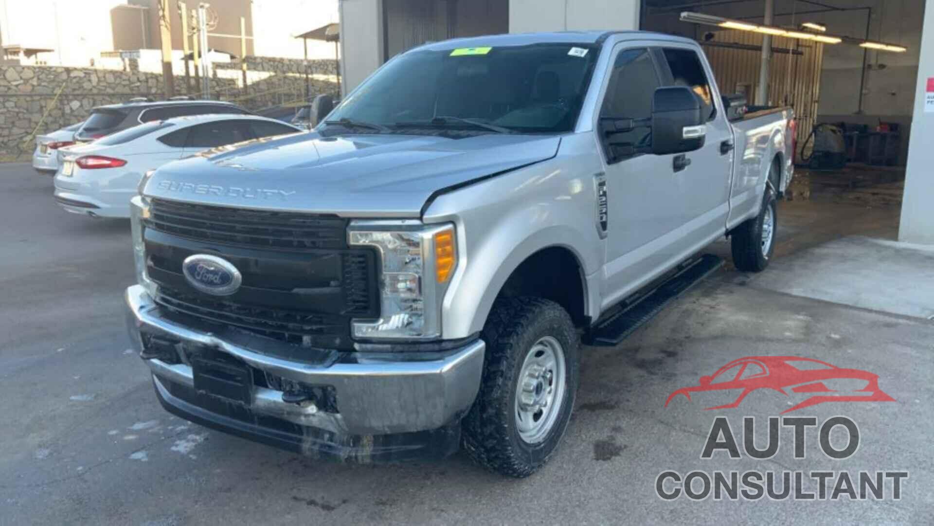 FORD SUPER DUTY F-250 SRW 2017 - 1FT7W2B6XHEC54713