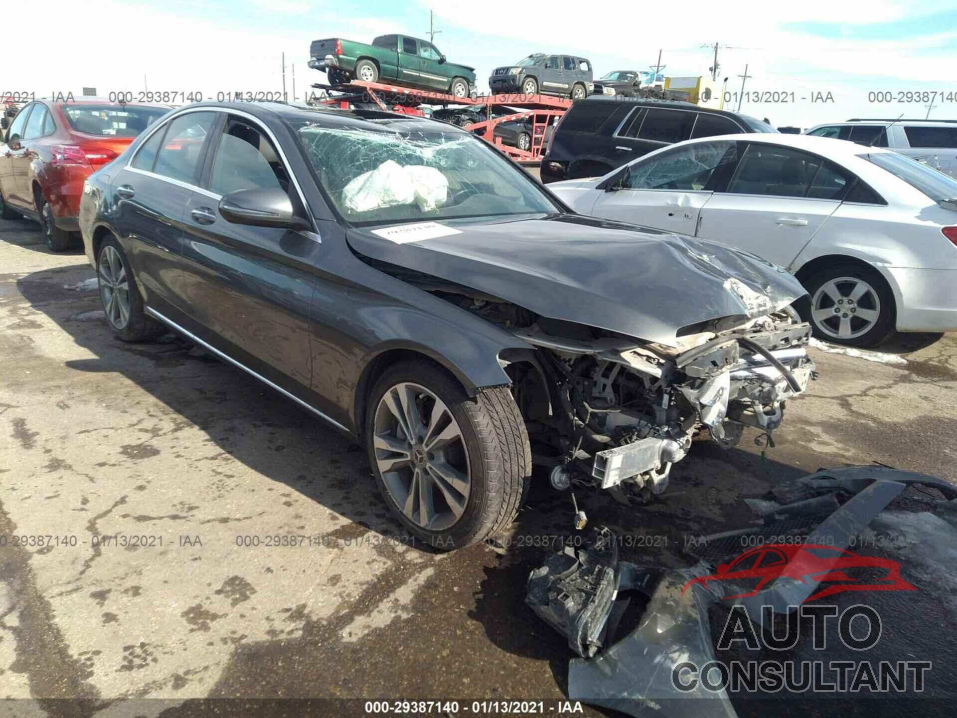 MERCEDES-BENZ C-CLASS 2018 - 55SWF4JBXJU279281