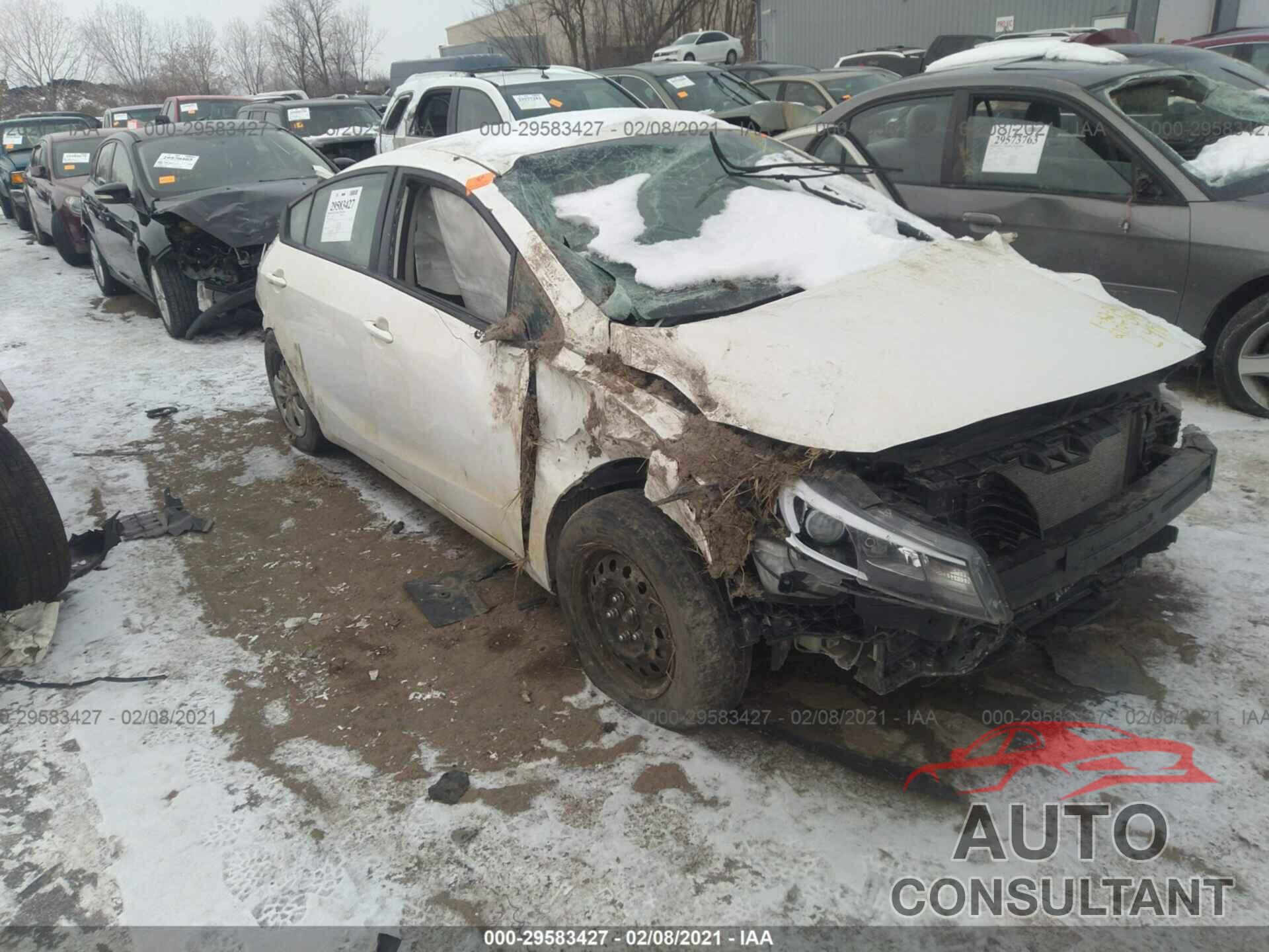 KIA FORTE 2018 - 3KPFK4A74JE232813