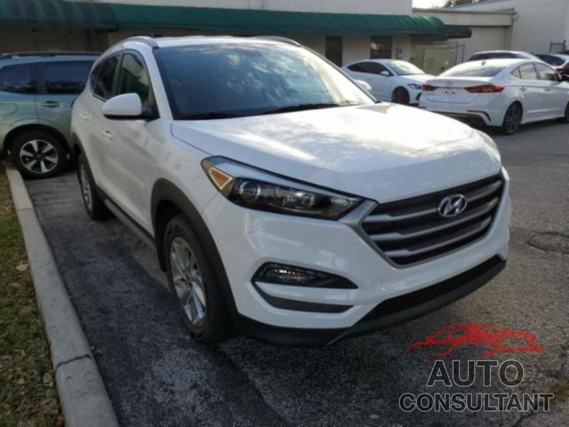 HYUNDAI TUCSON 2017 - KM8J33A4XHU593686