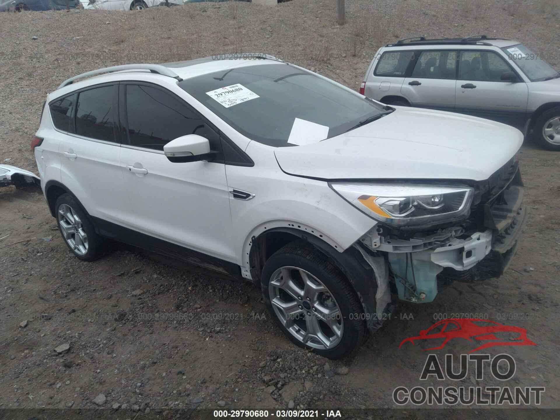 FORD ESCAPE 2019 - 1FMCU0J96KUB27552