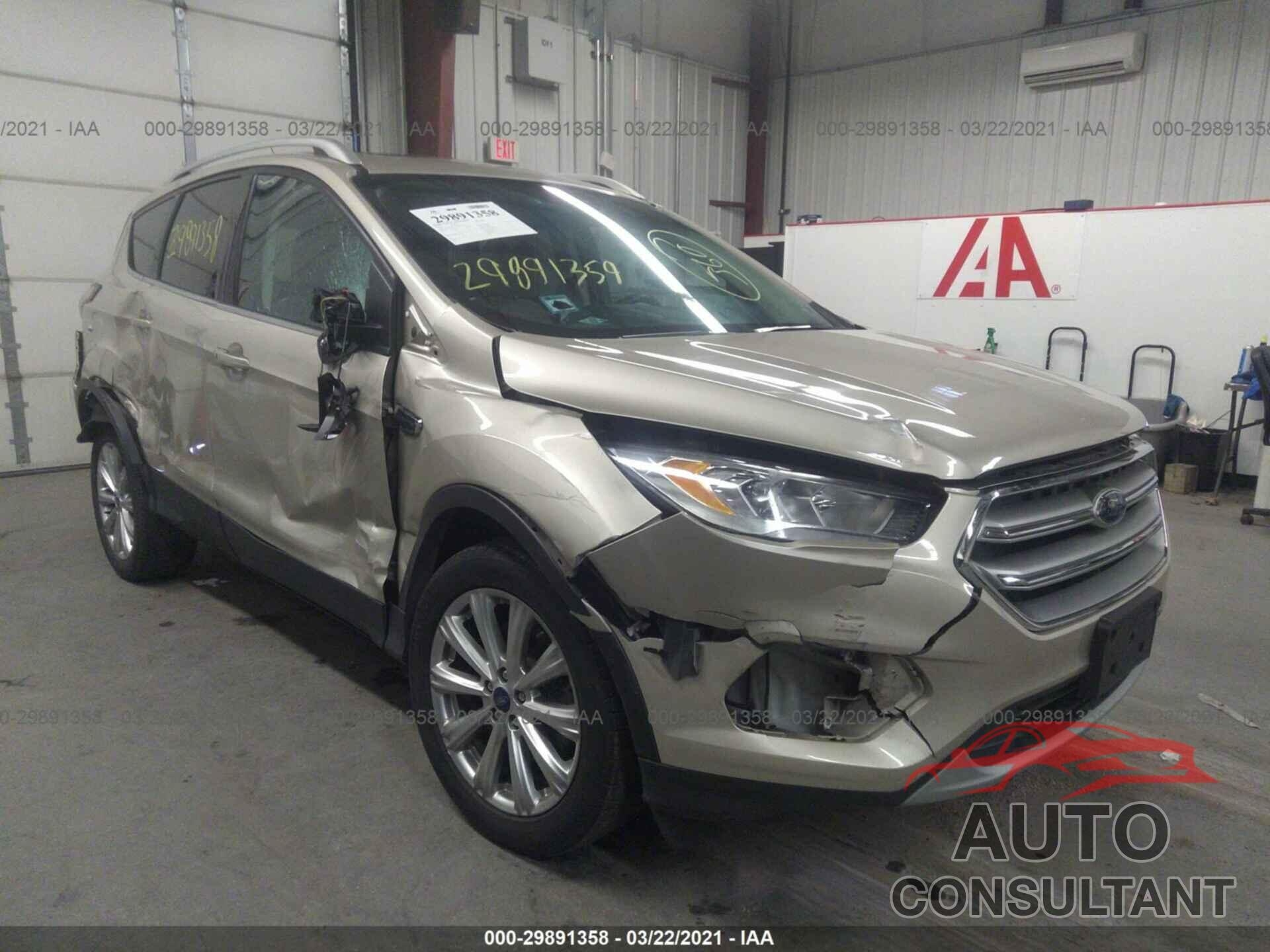 FORD ESCAPE 2017 - 1FMCU9JD1HUD71224