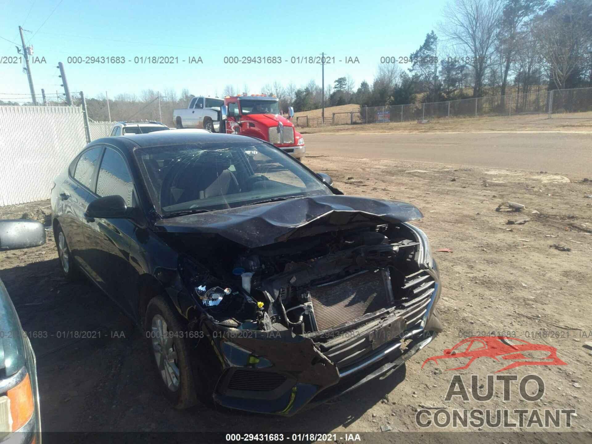 HYUNDAI ACCENT 2018 - 3KPC24A39JE020831