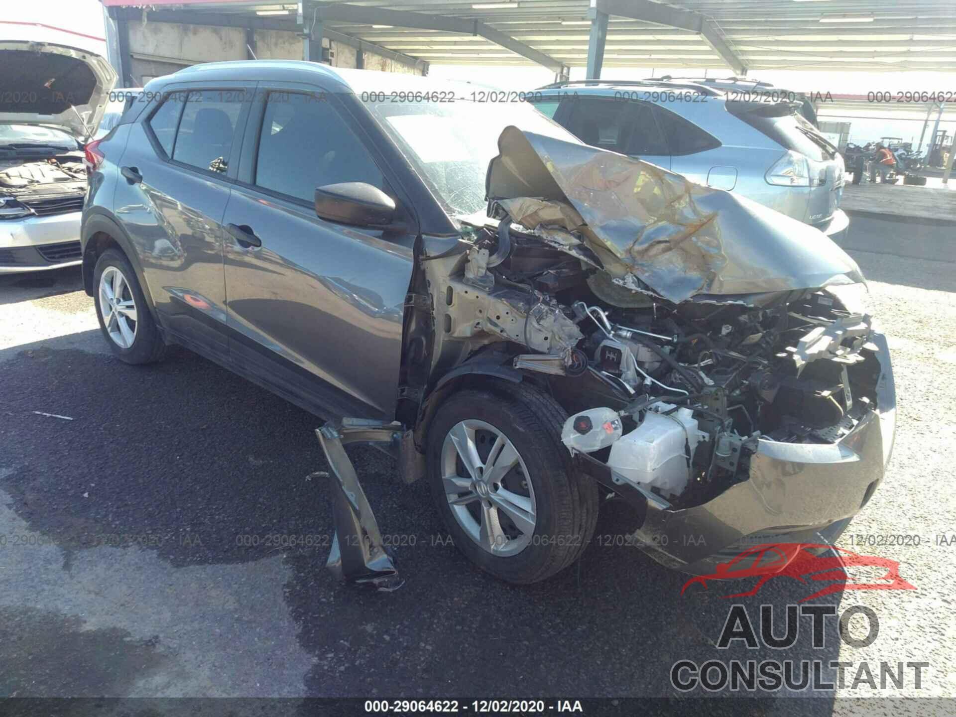 NISSAN KICKS 2018 - 3N1CP5CU2JL536265