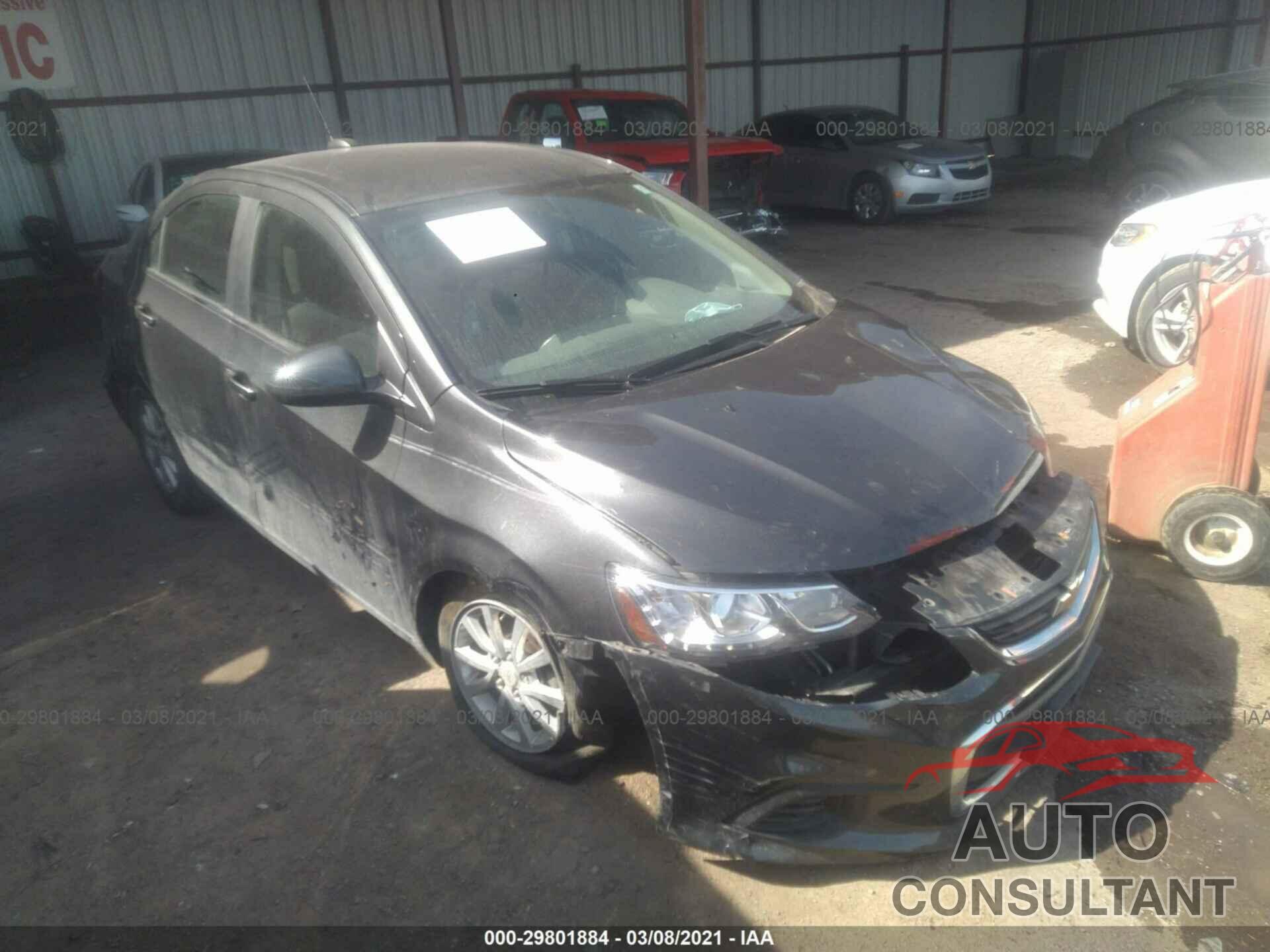 CHEVROLET SONIC 2019 - 1G1JD5SB4K4112678