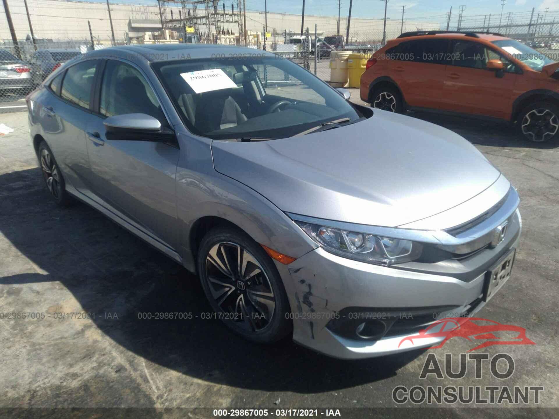 HONDA CIVIC SEDAN 2018 - JHMFC1F77JX041230