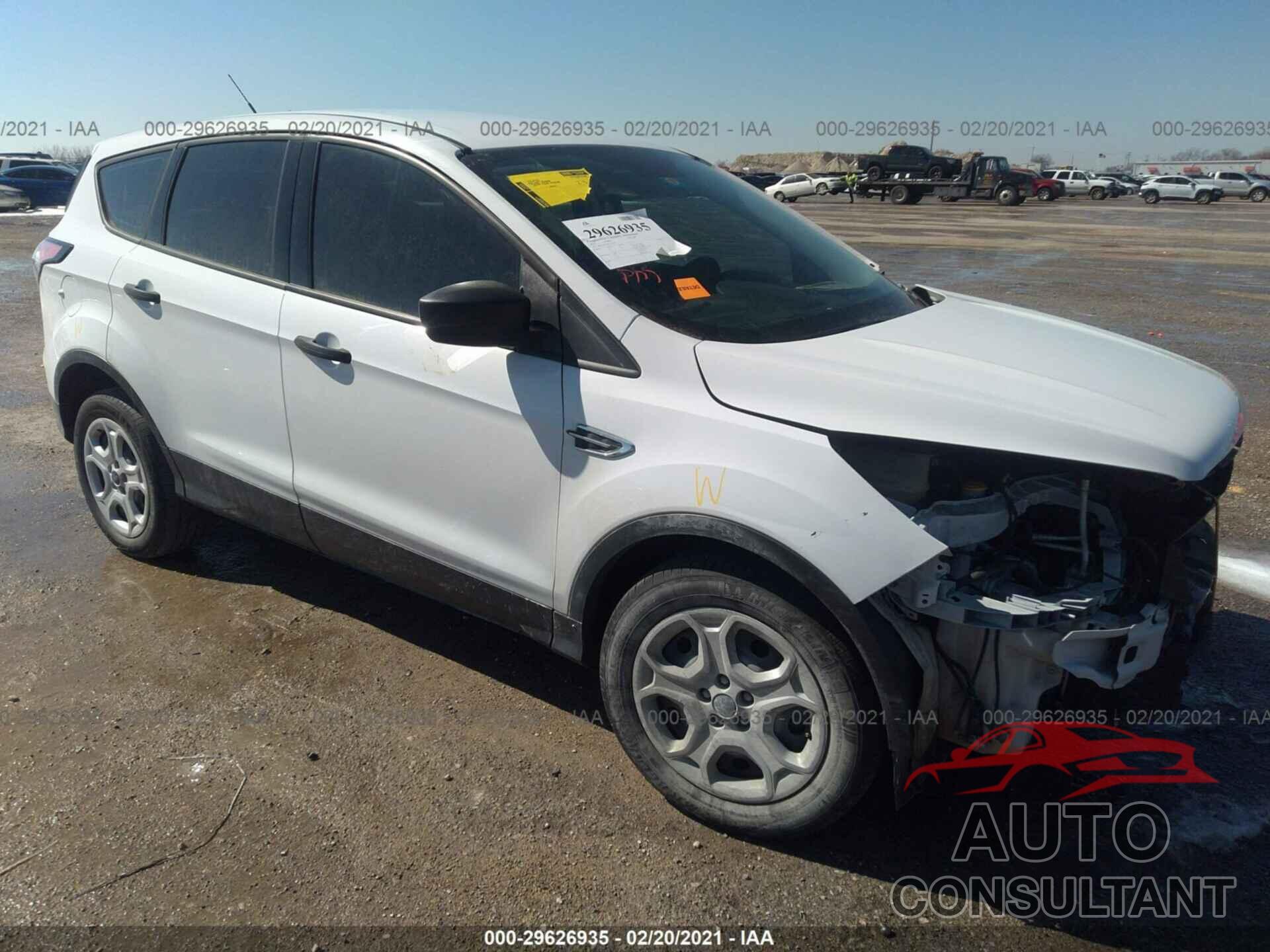 FORD ESCAPE 2018 - 1FMCU0F77JUA54052