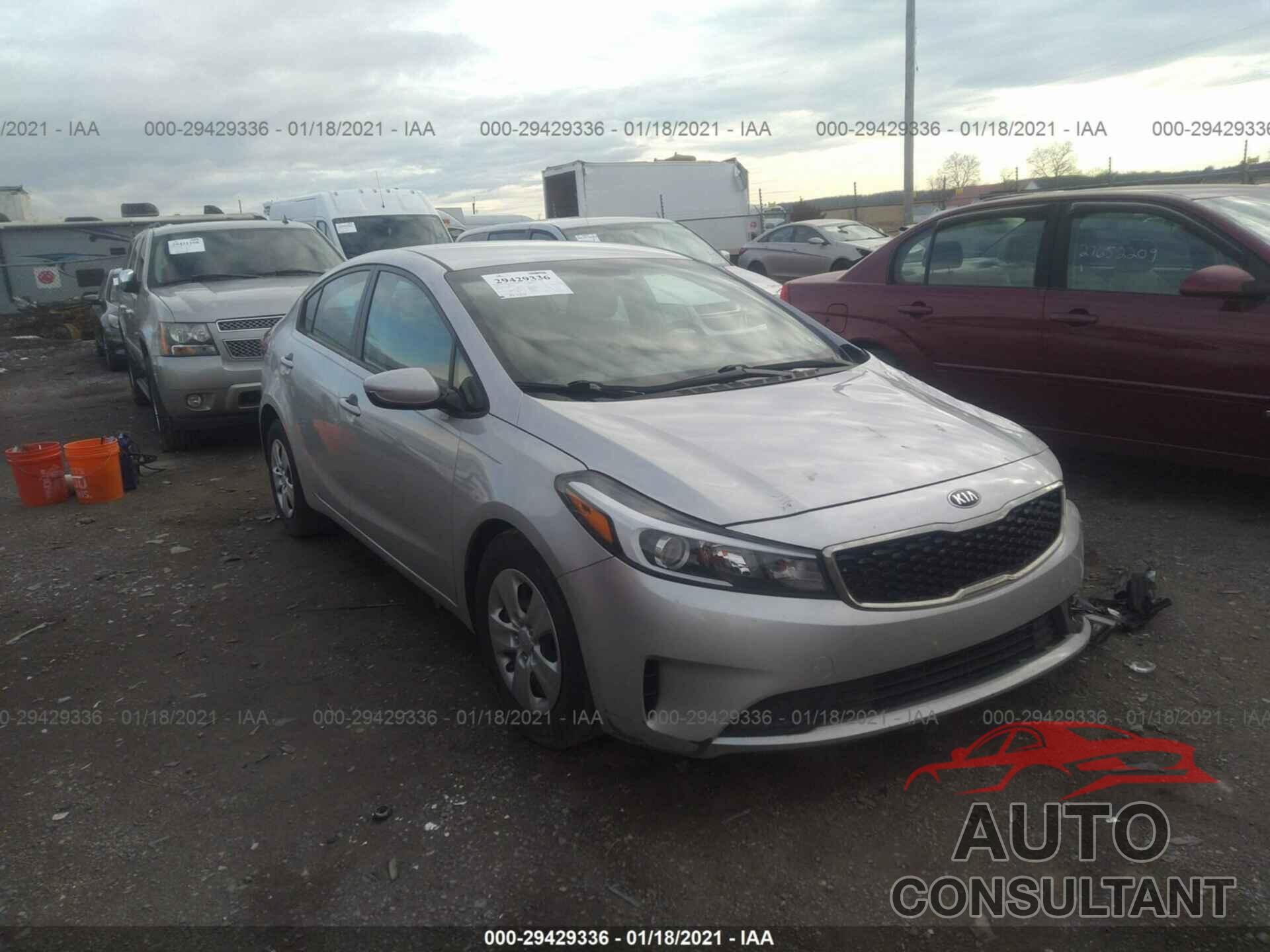 KIA FORTE 2018 - 3KPFL4A79JE190538