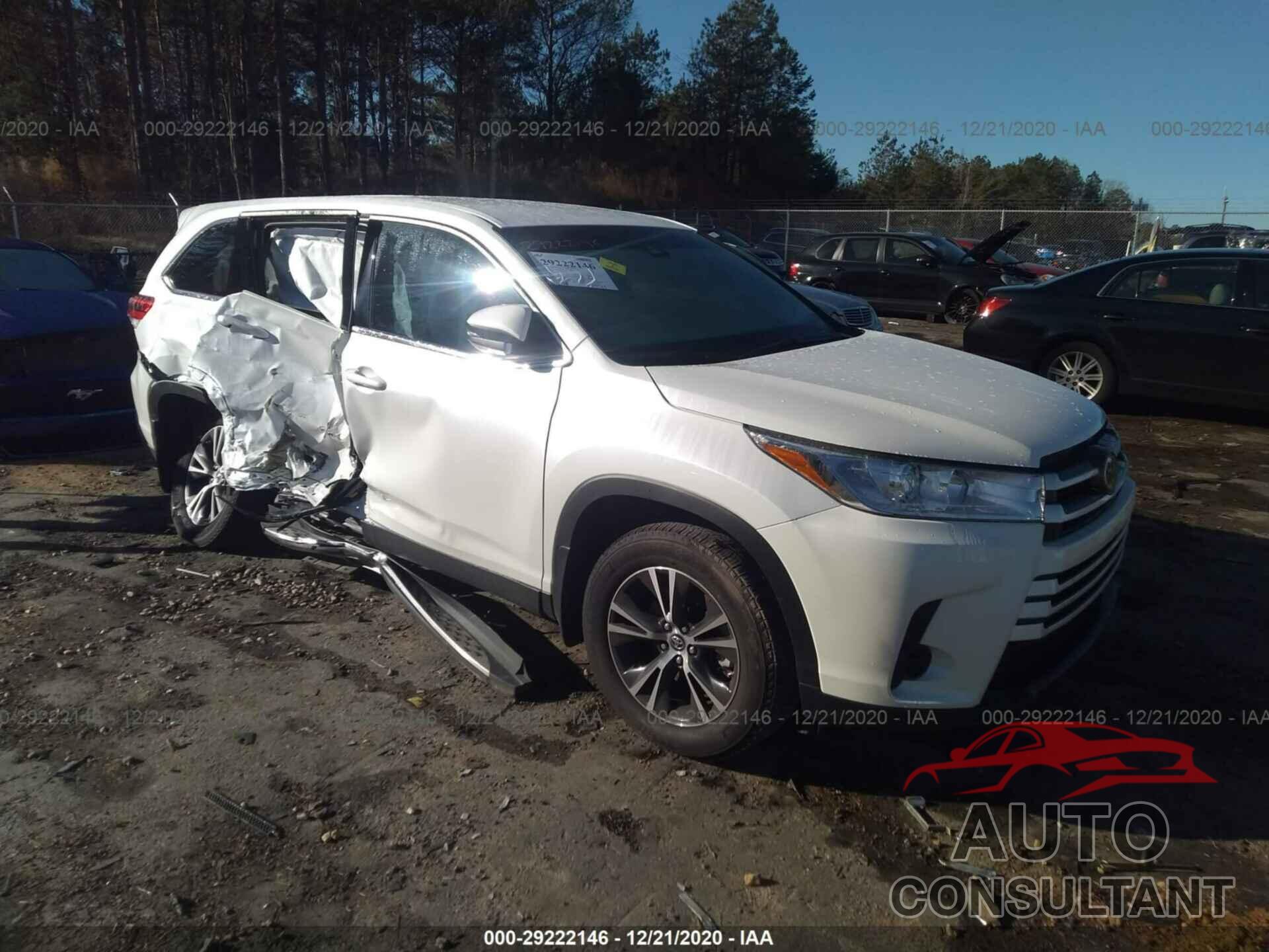 TOYOTA HIGHLANDER 2019 - 5TDZARFH1KS053294