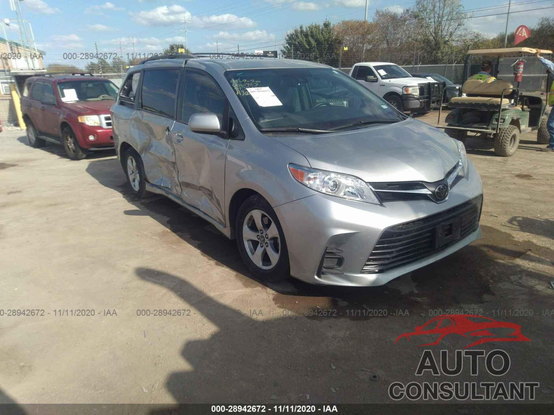 TOYOTA SIENNA 2019 - 5TDKZ3DC6KS013260