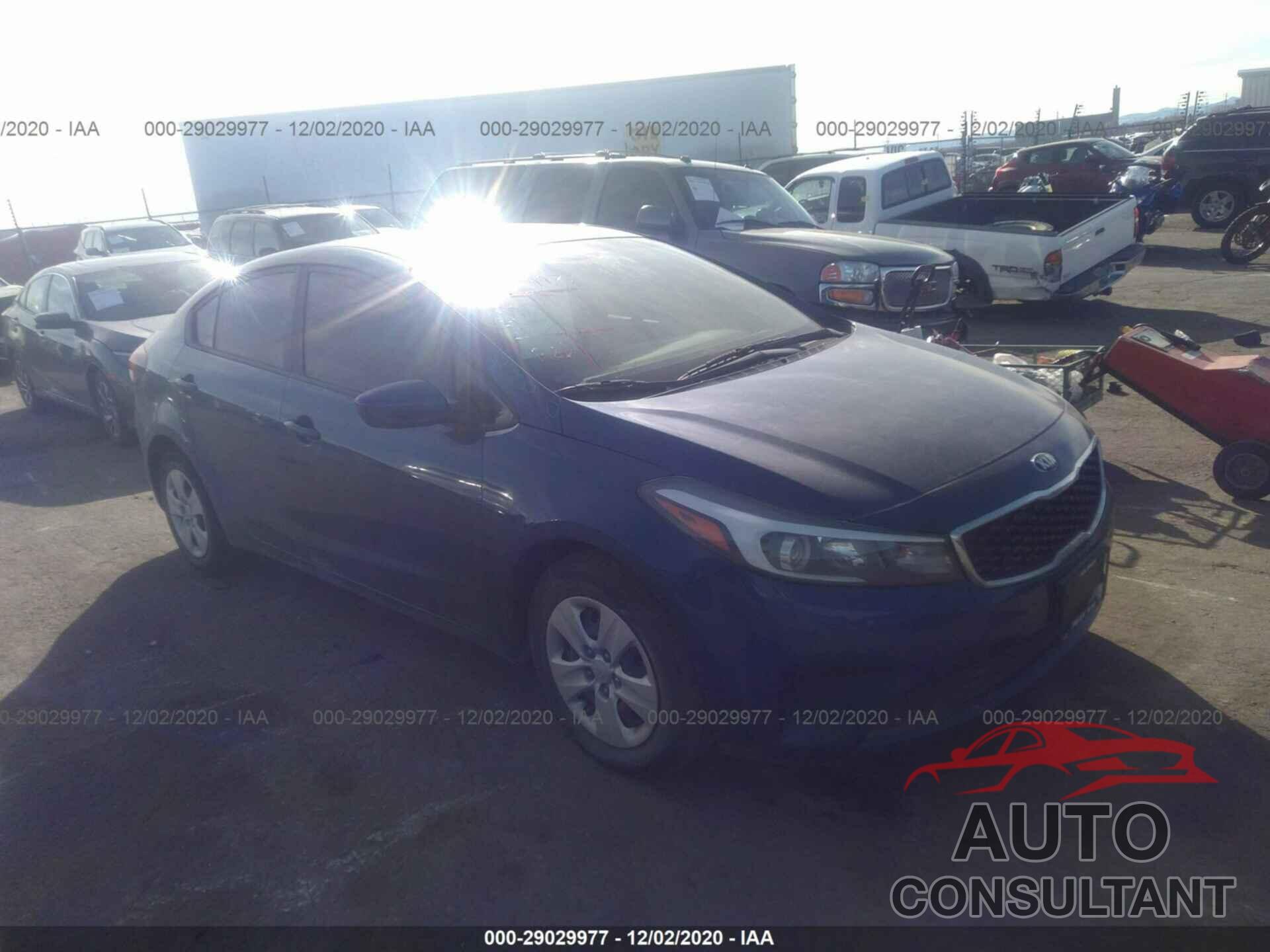 KIA FORTE 2018 - 3KPFK4A78JE272926