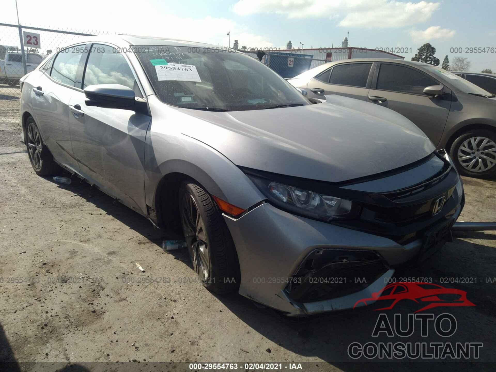 HONDA CIVIC HATCHBACK 2018 - SHHFK7H58JU408583